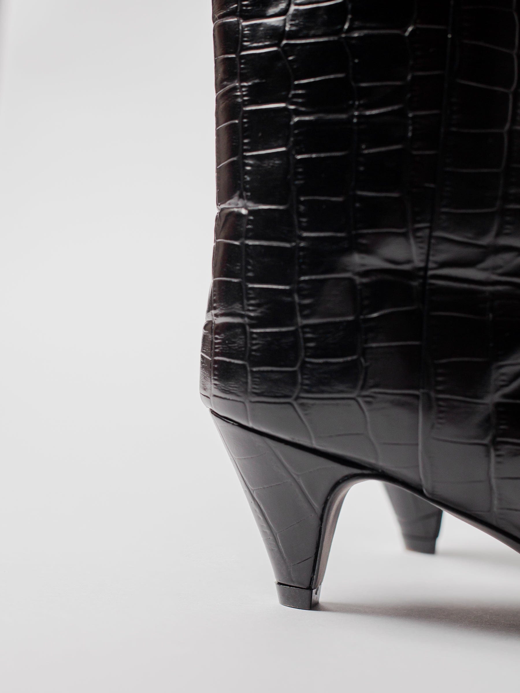 THE VANESSA TALL BLACK CROC made by Blankens