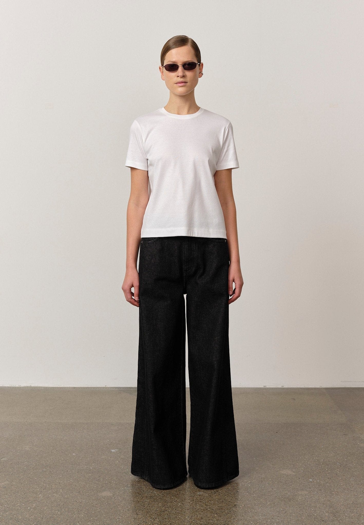 Katja Jeans - Black (Leg Size 32" - Long) made by HERSKIND