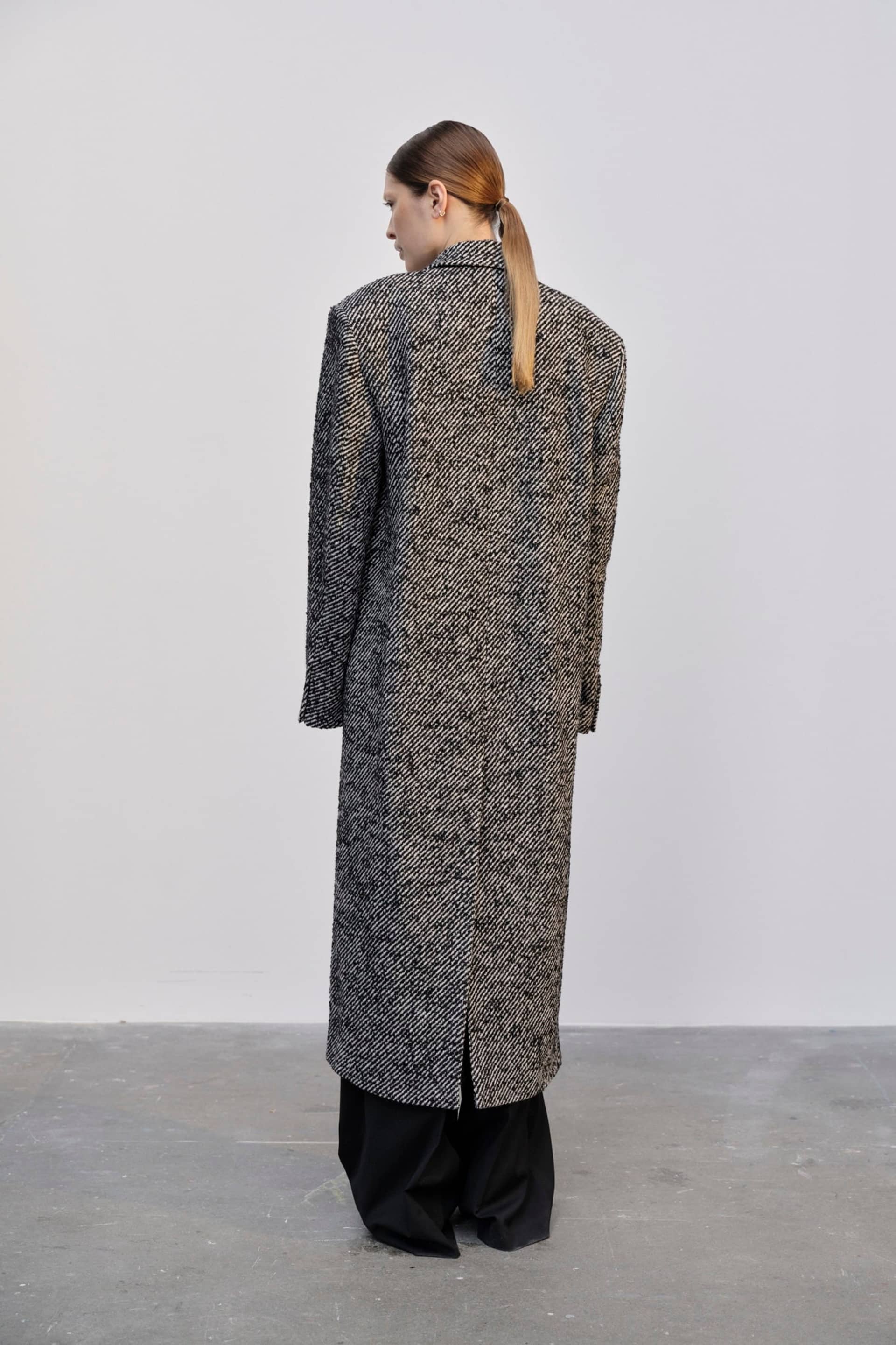Butter Coat - Salt & Peber made by HERSKIND