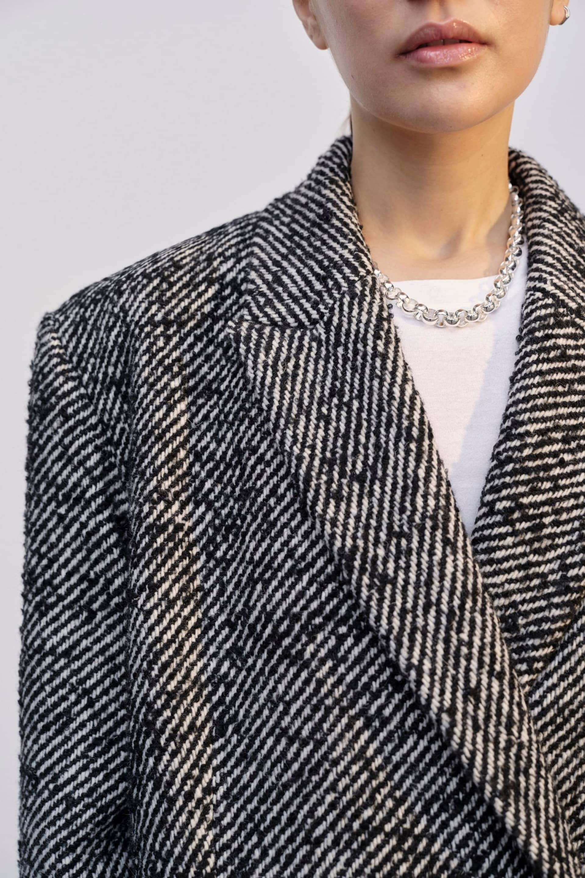 Butter Coat - Salt & Peber made by HERSKIND