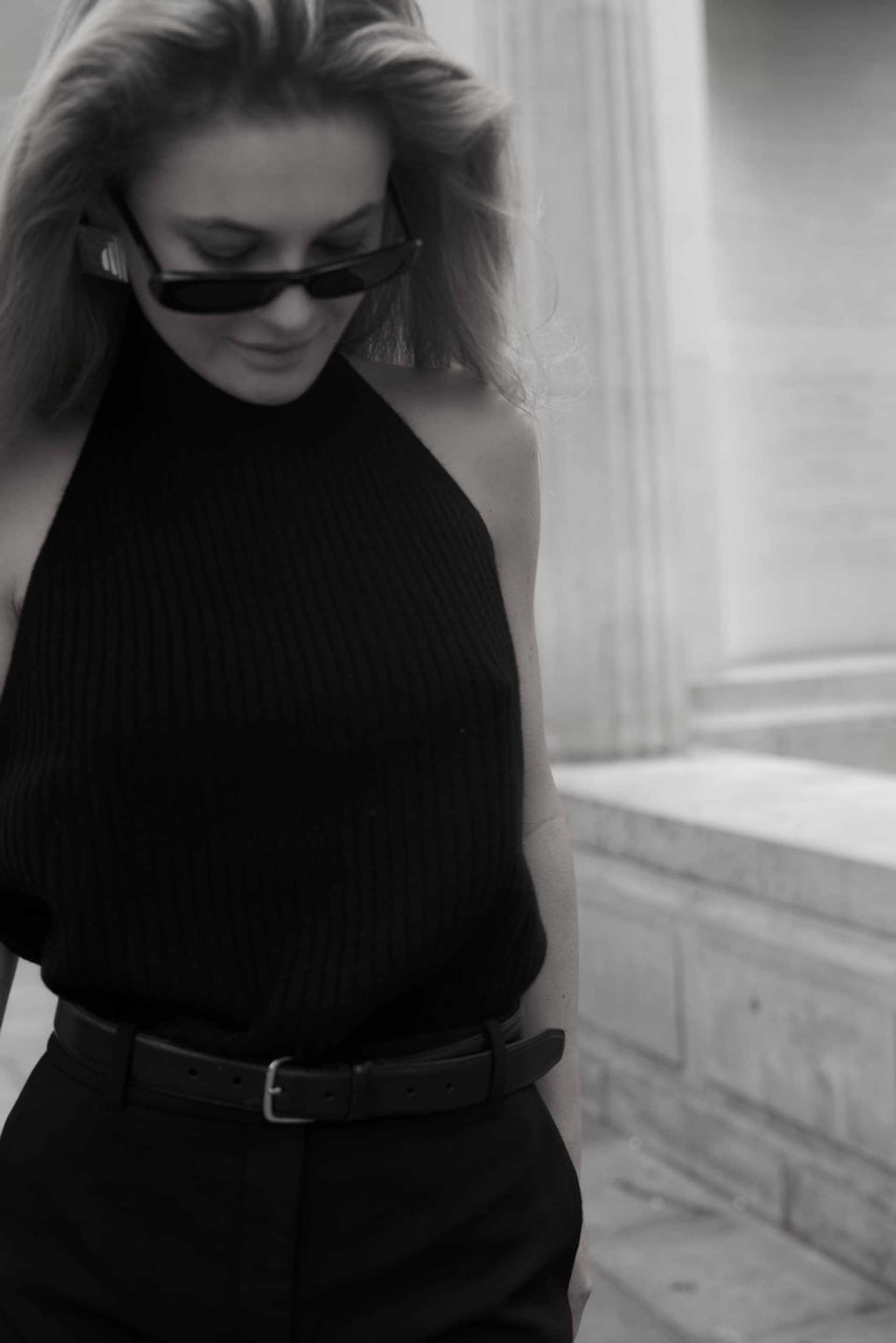 Cashmere halterneck black made by CLOEYS