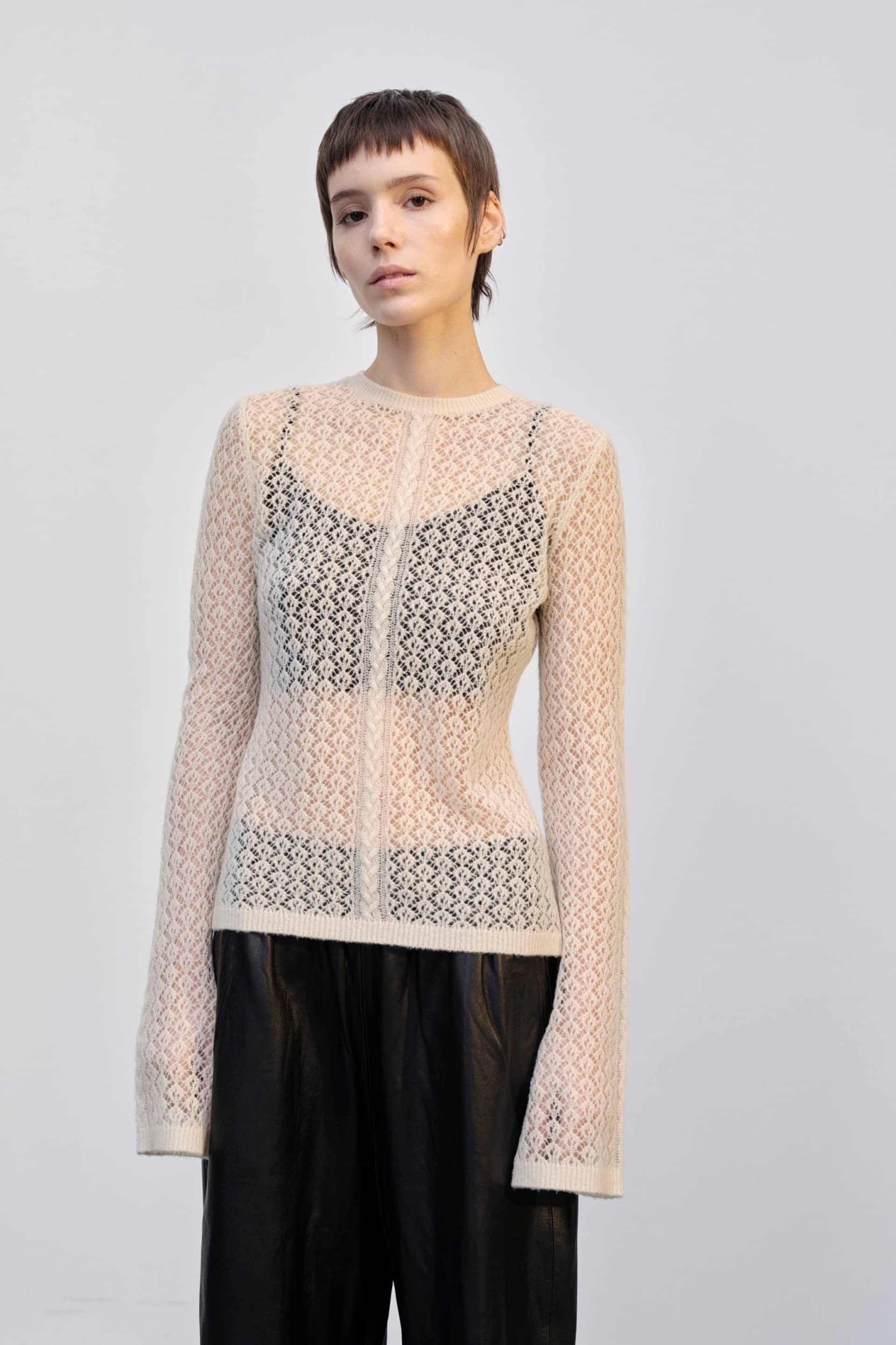 Silvia Knit Blouse - Creme made by HERSKIND