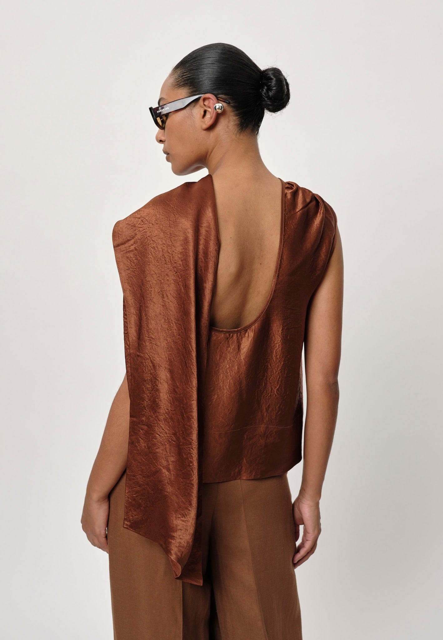 Ava Top - Toffee made by HERSKIND