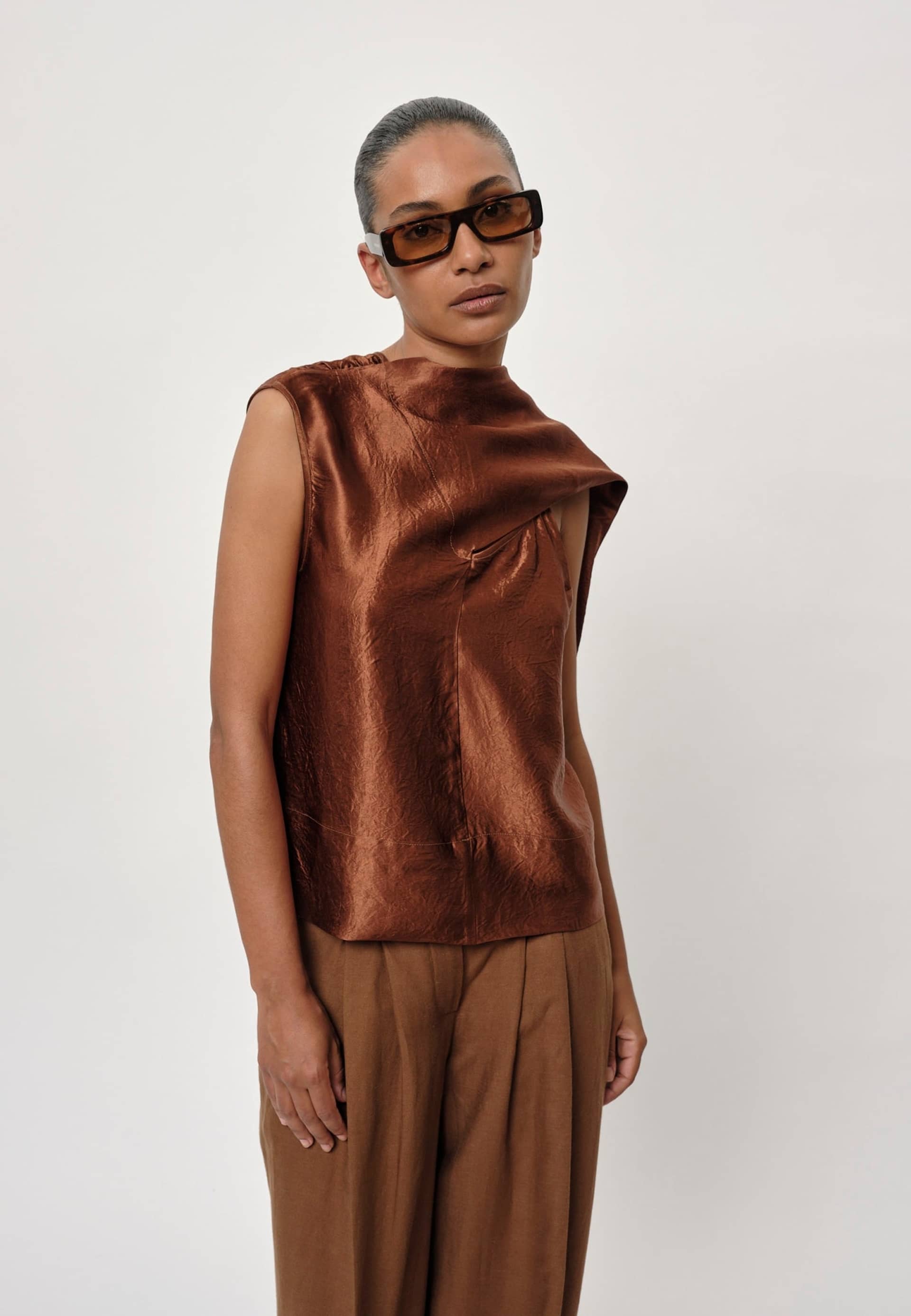 Ava Top - Toffee made by HERSKIND