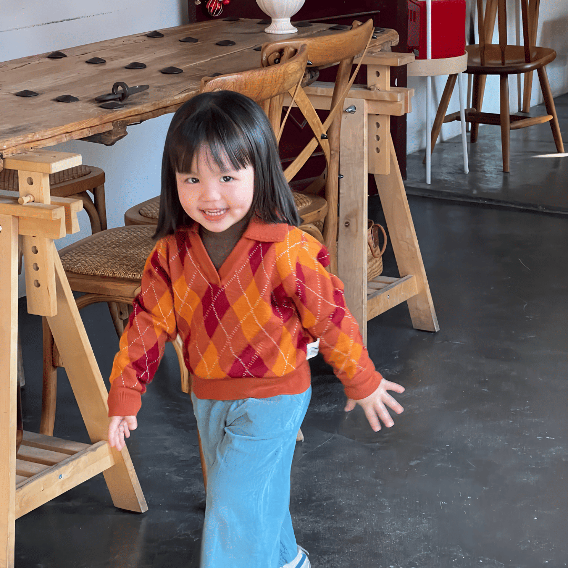 Machine Washable Merino V-Neck Jumper made by CozyU