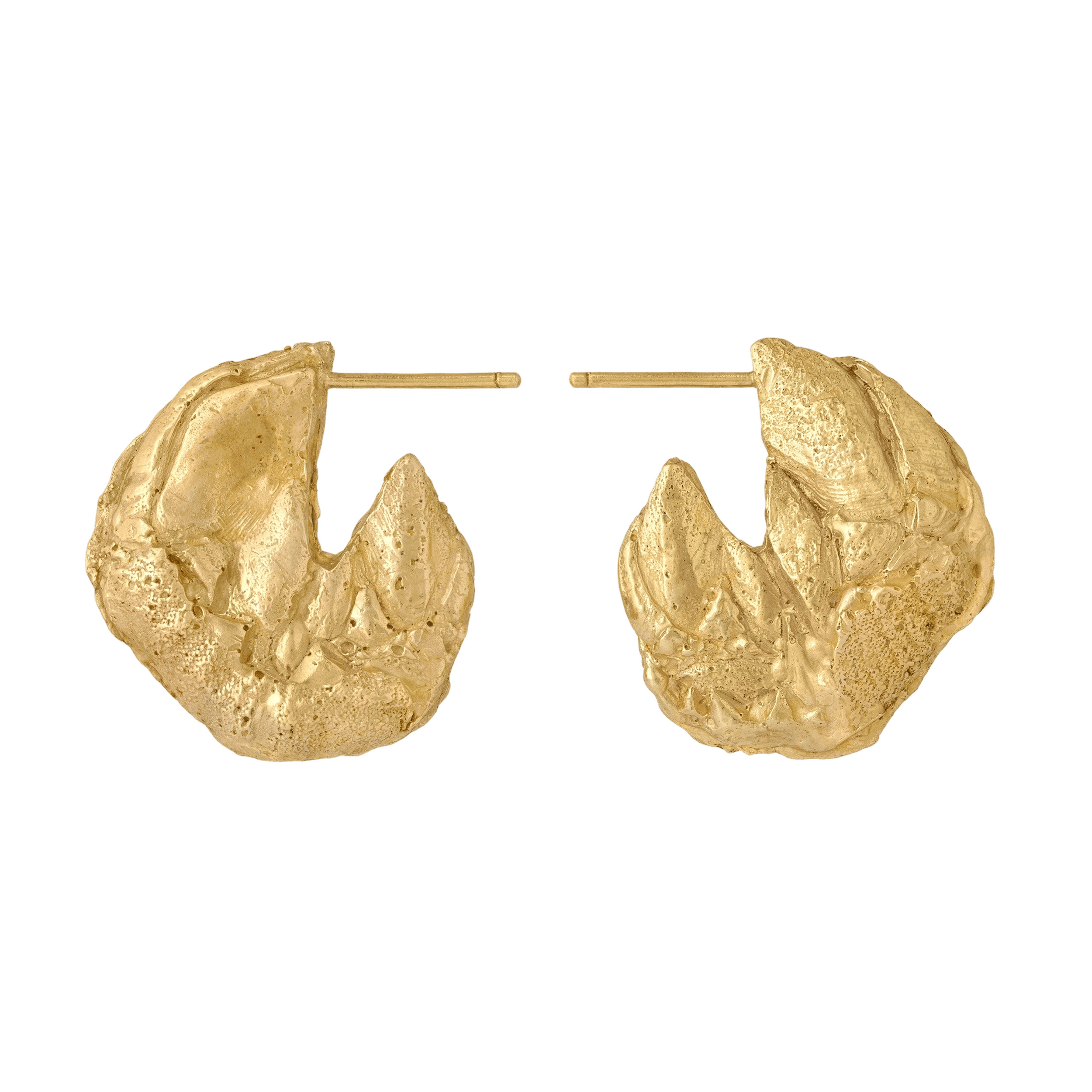 Poli White Sapphire Earrings made by Loveness Lee