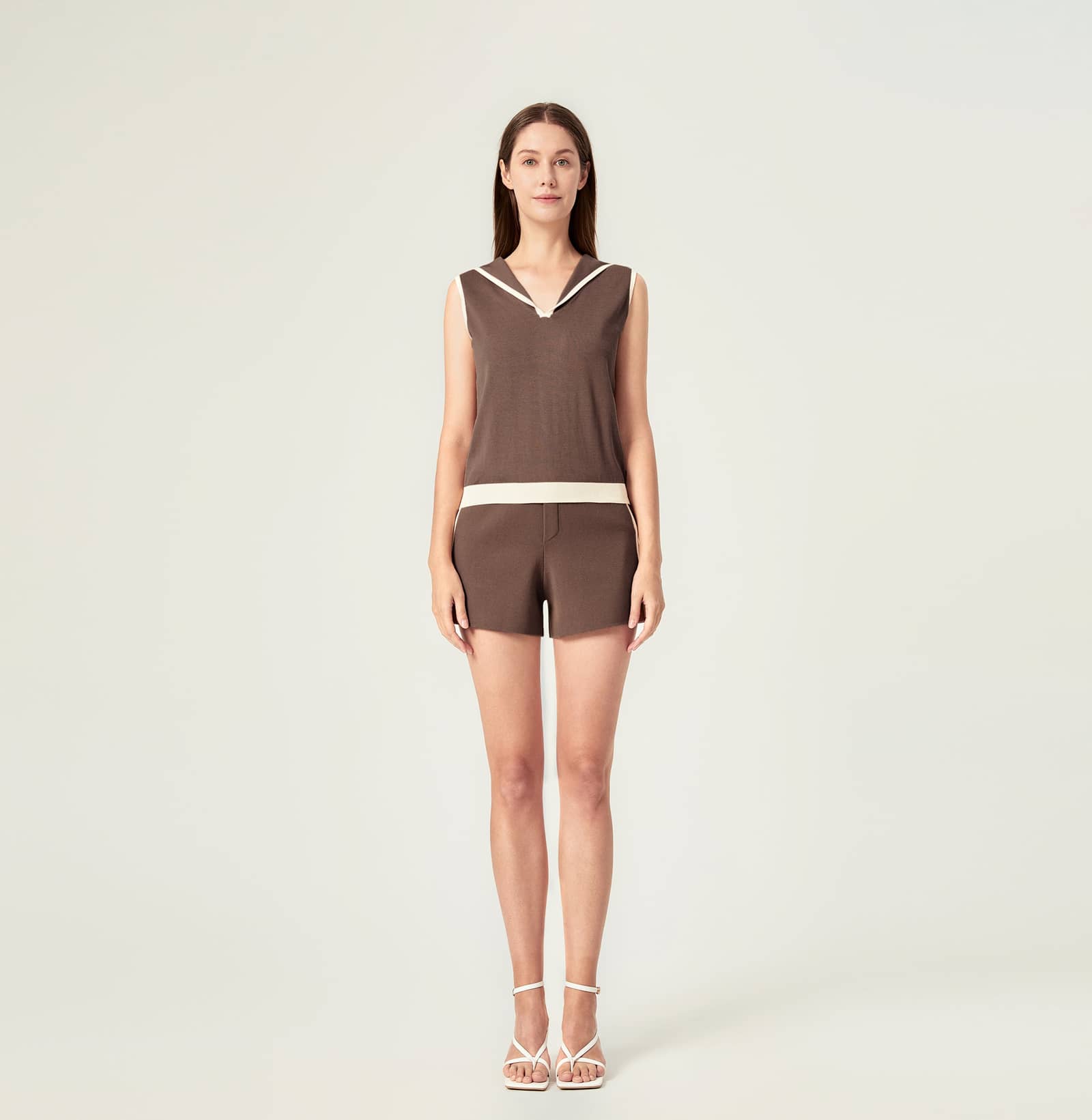 SPORTY COLORBLOCKED SHORTS in Brown made by CRUSH Collection