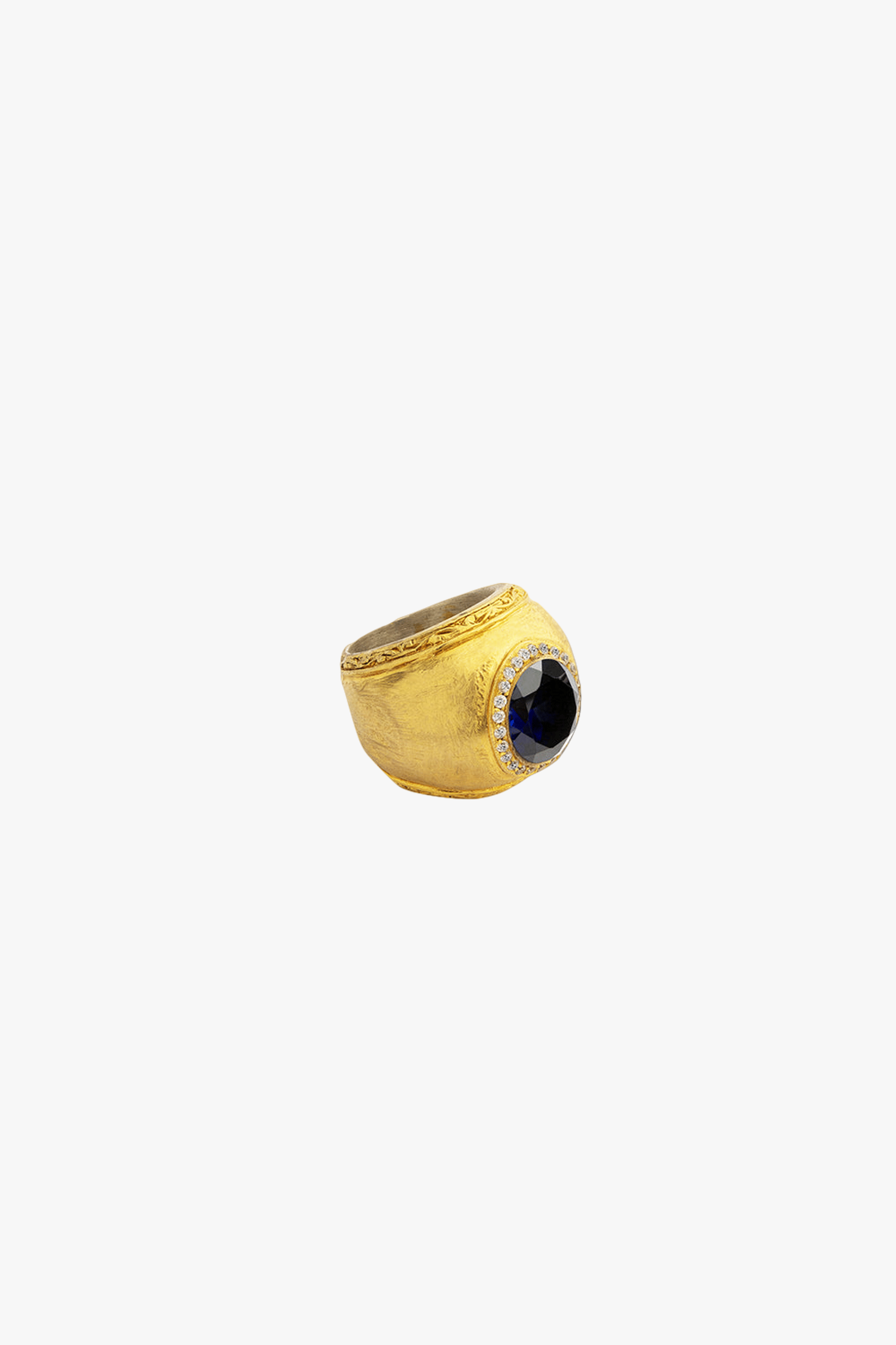 Saphhire Gold Ring made by Lora Istanbul