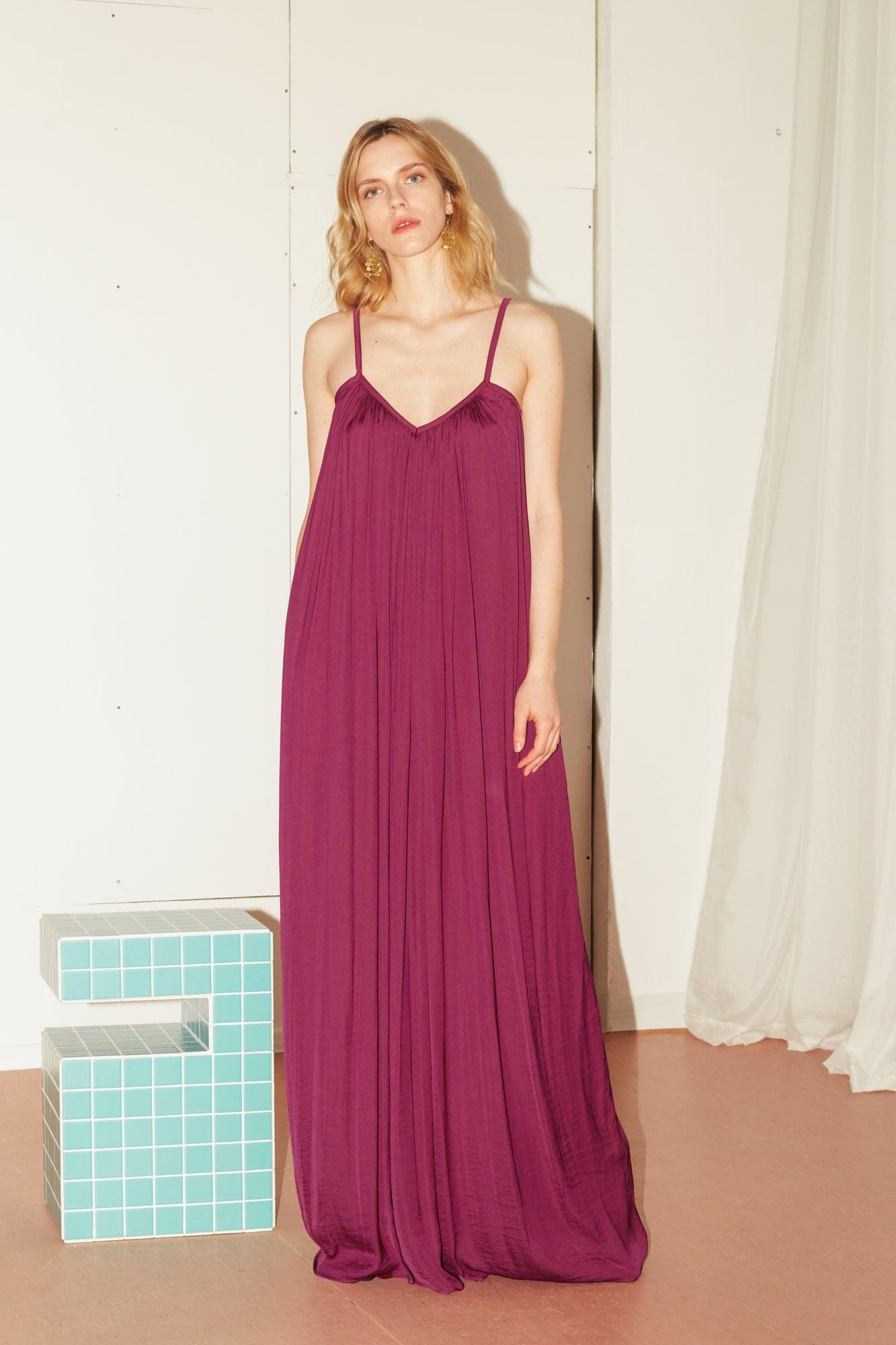 MEFYA flowing pink bridesmaid dress in Red made by UNDRESS