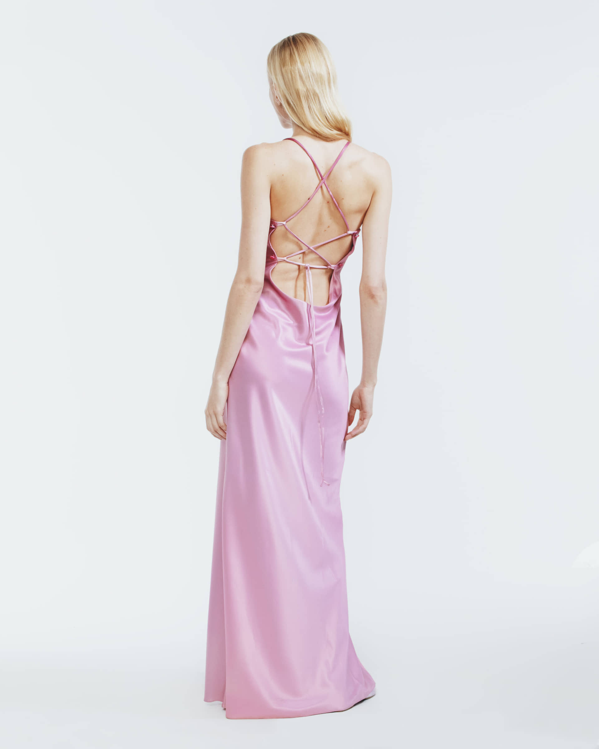 TWO PIECE DAISY PINK made by Camila Sarmiento