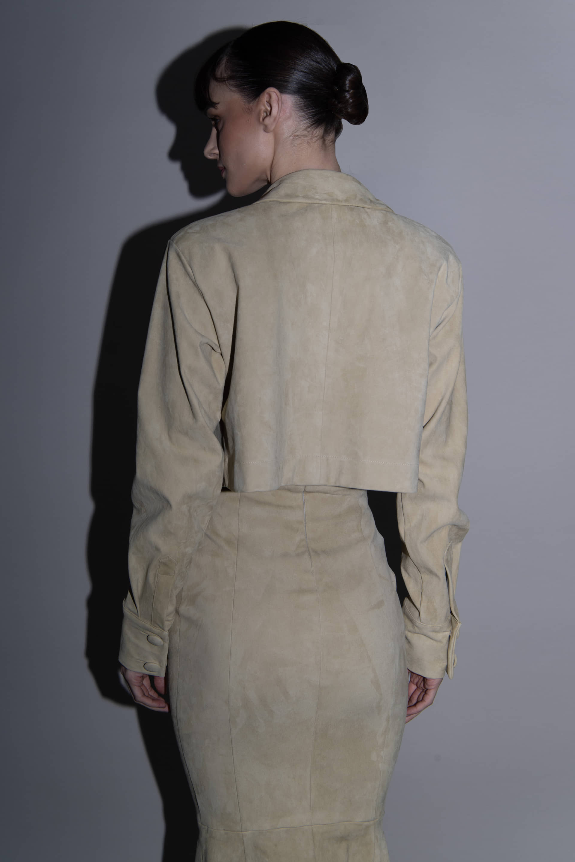 SUEDE OVERSHIRT in Beige made by Vestiaire d'un Oiseau Libre