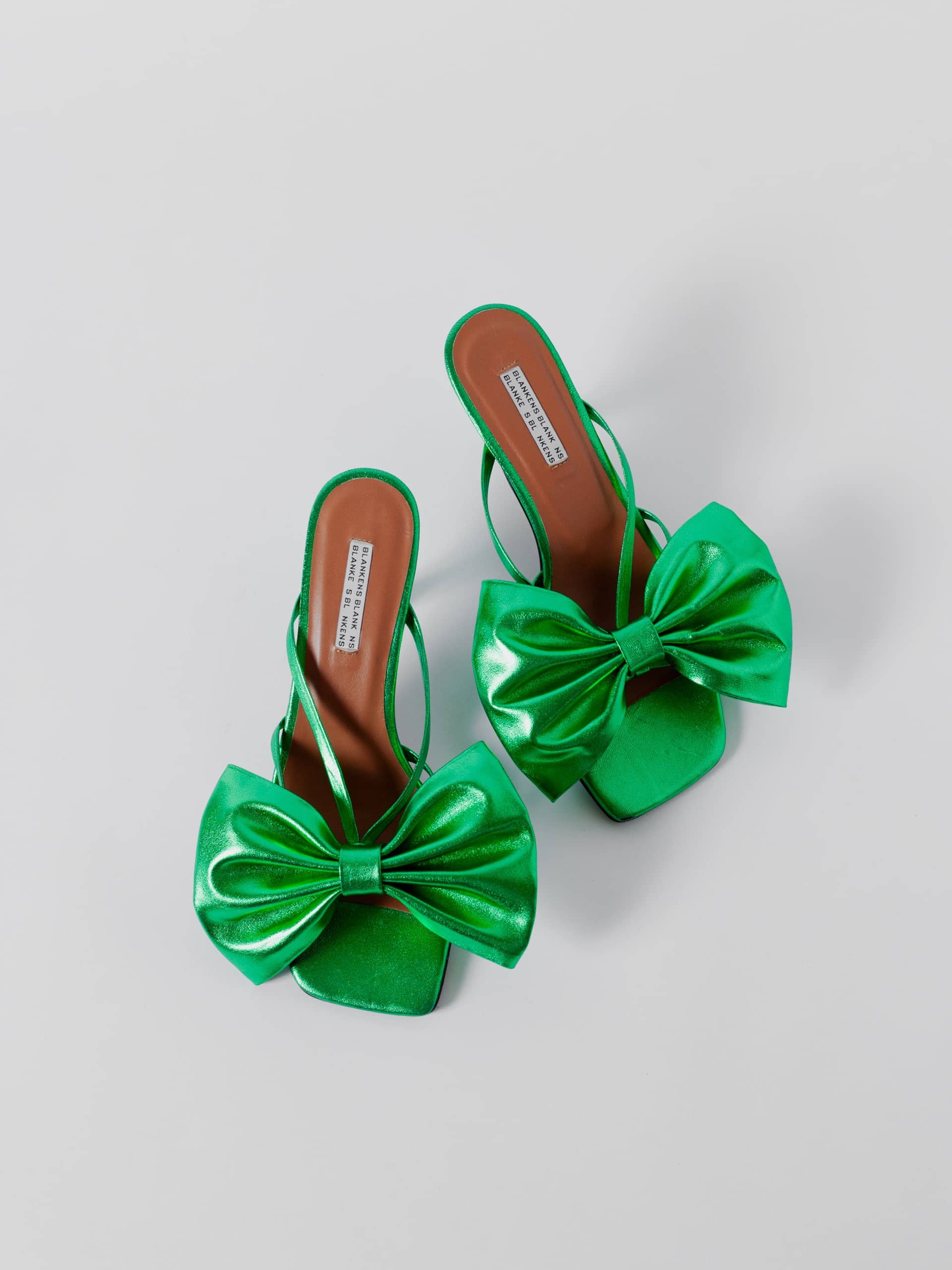 THE JENNIE BEETLE GREEN made by Blankens