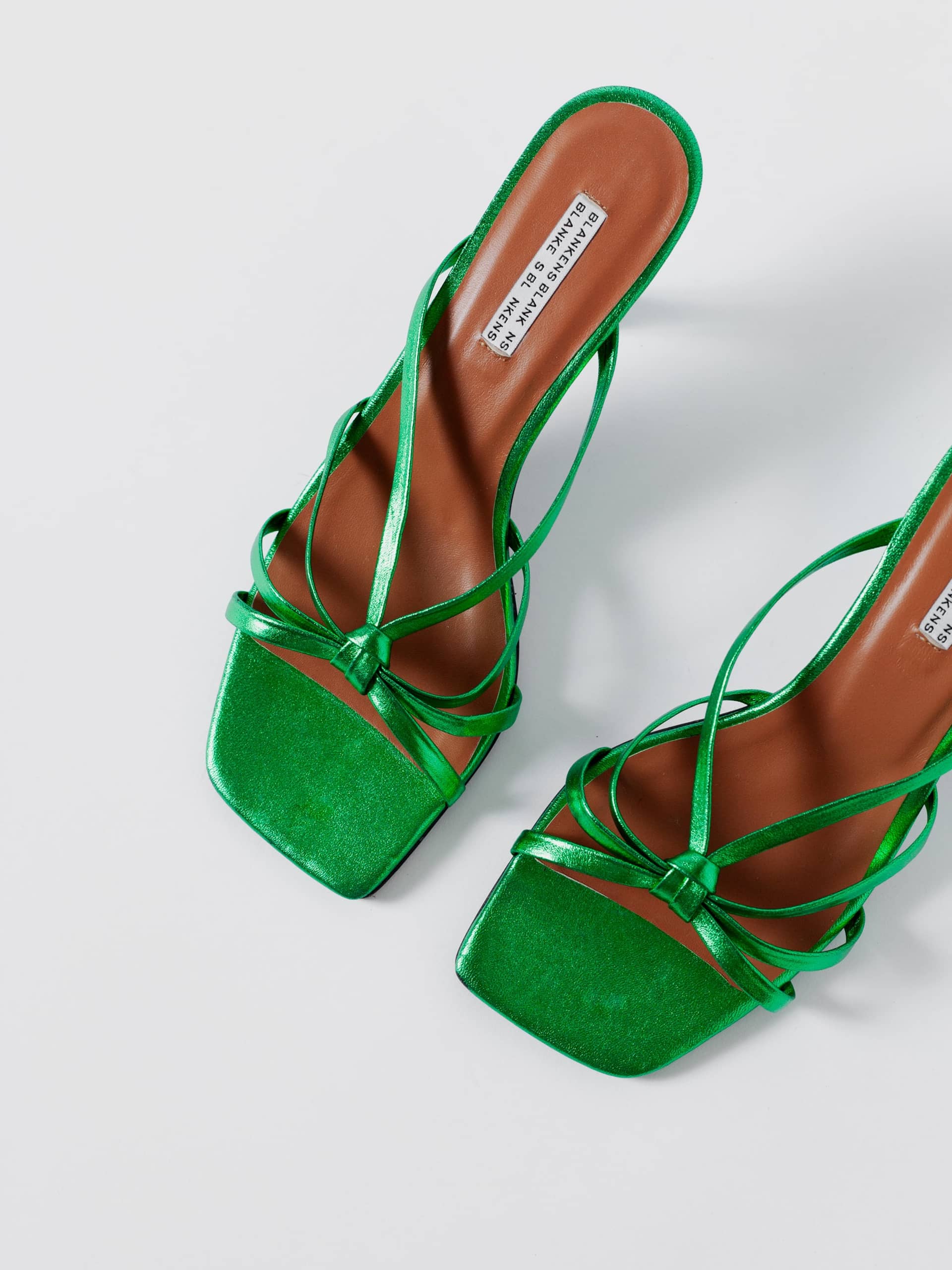 THE JENNIE BEETLE GREEN made by Blankens