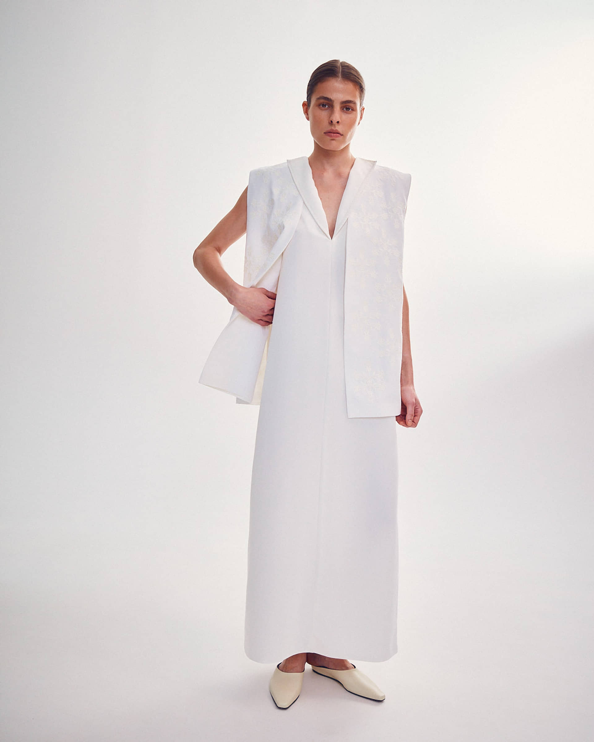 MILK EMBROIDERED VEST made by DELEGAN Clothes