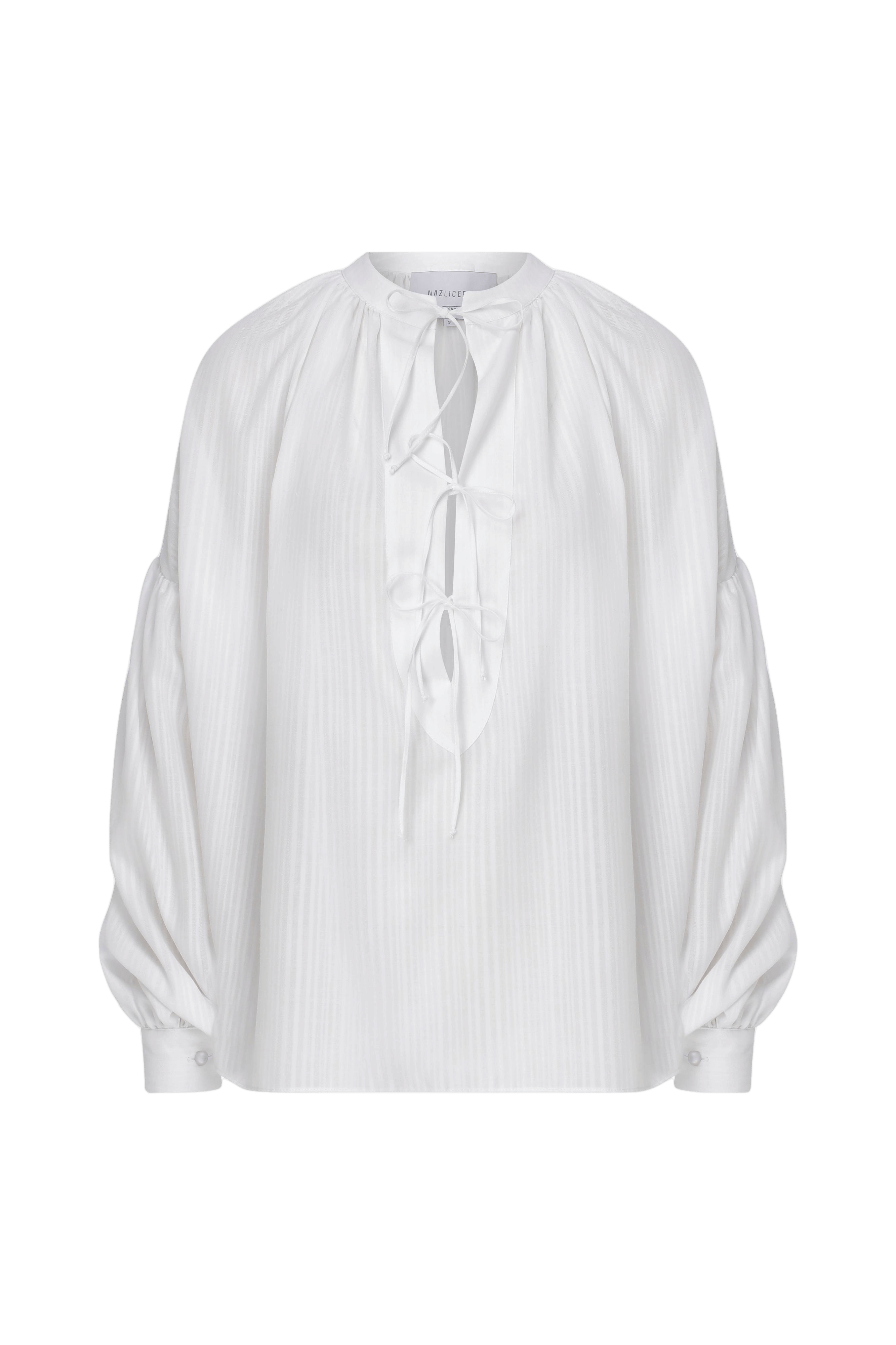 Eve Shirt in White made by Nazli Ceren