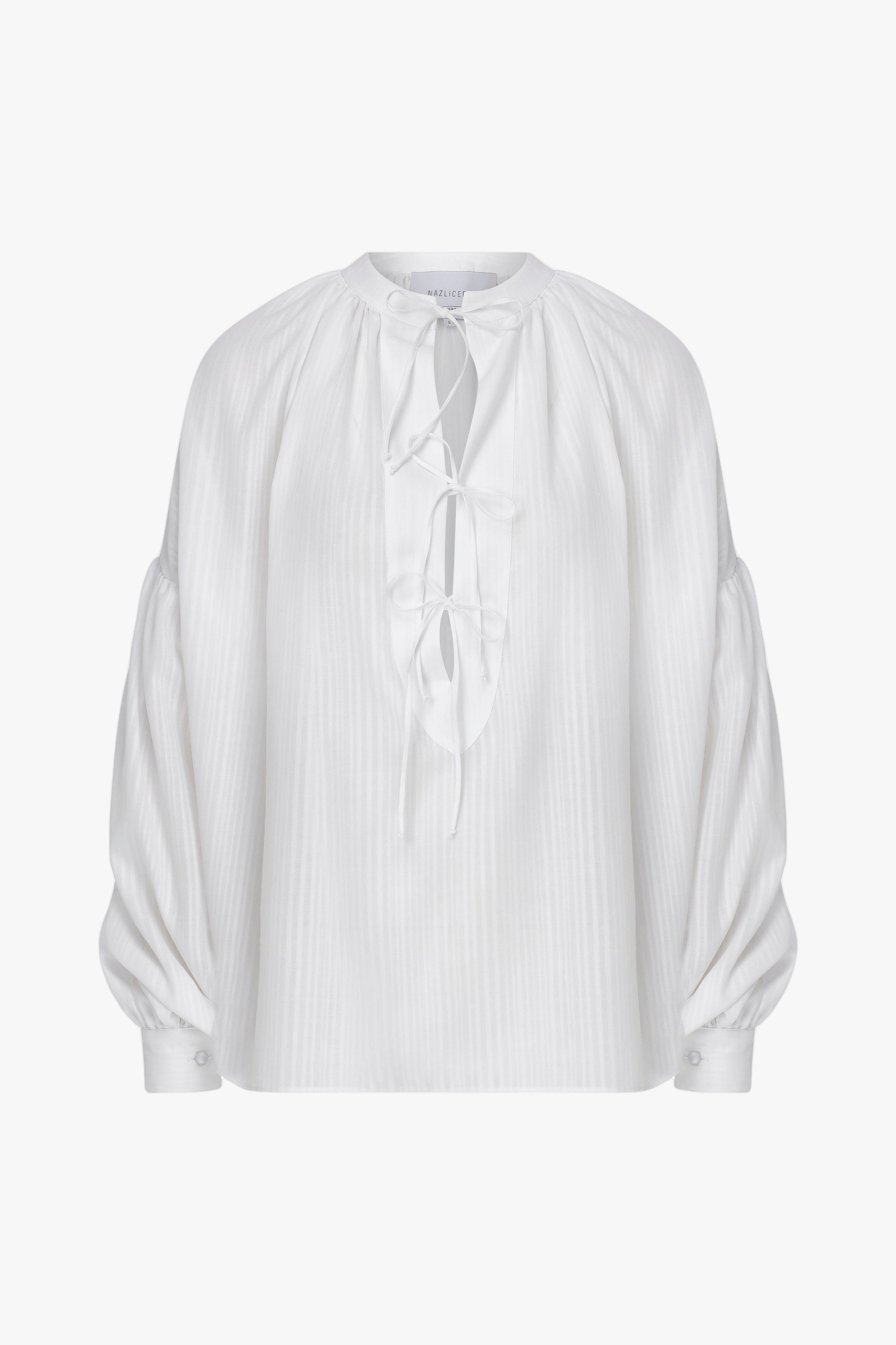 Eve Shirt in White made by Nazli Ceren