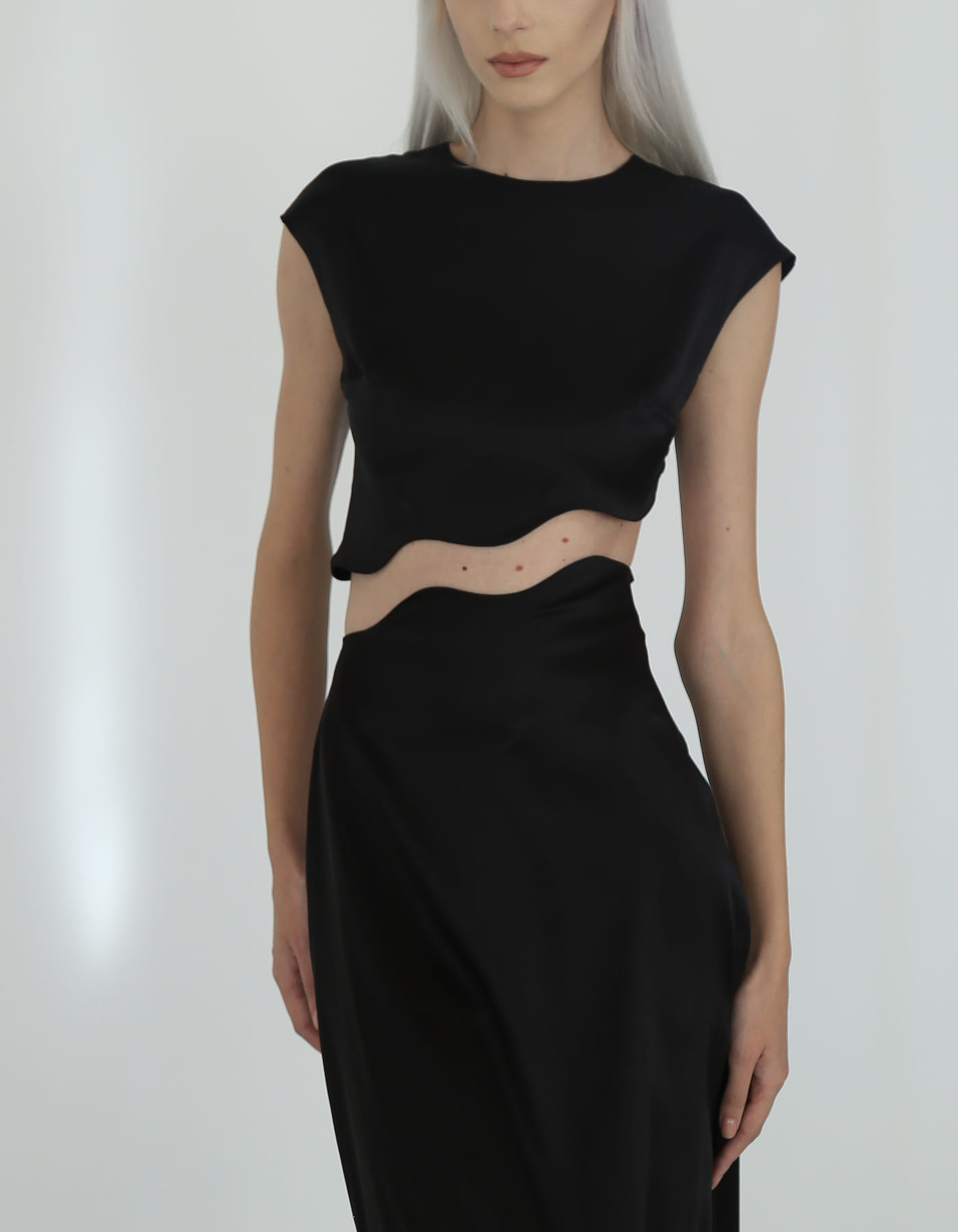 RHEA Silk Top in Black made by MAET