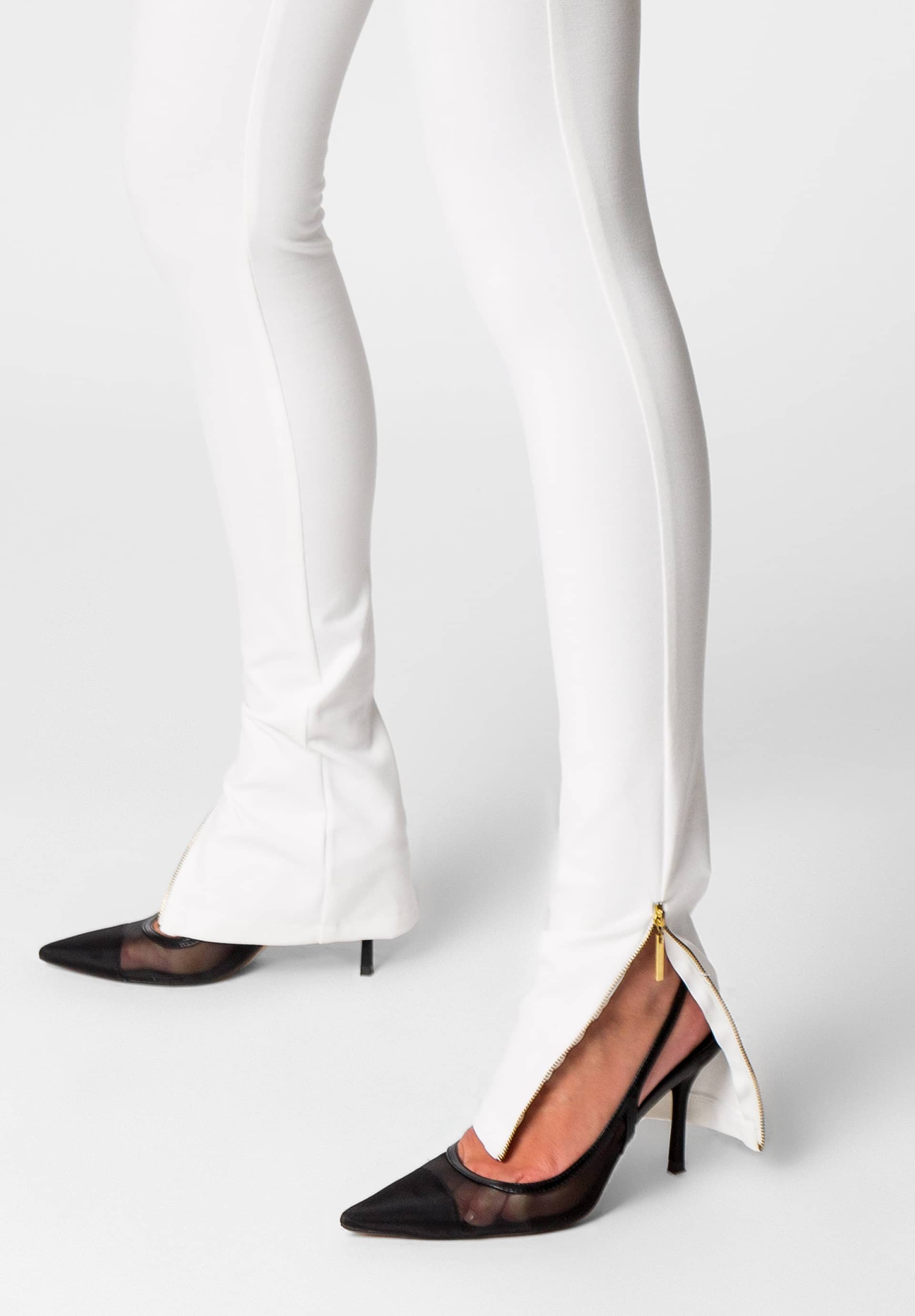 ALIRA white punto leggings in White made by DIVALO