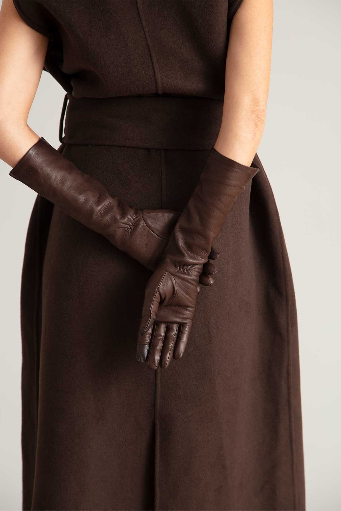 Essentials Long London Tan made by Handsome Stockholm