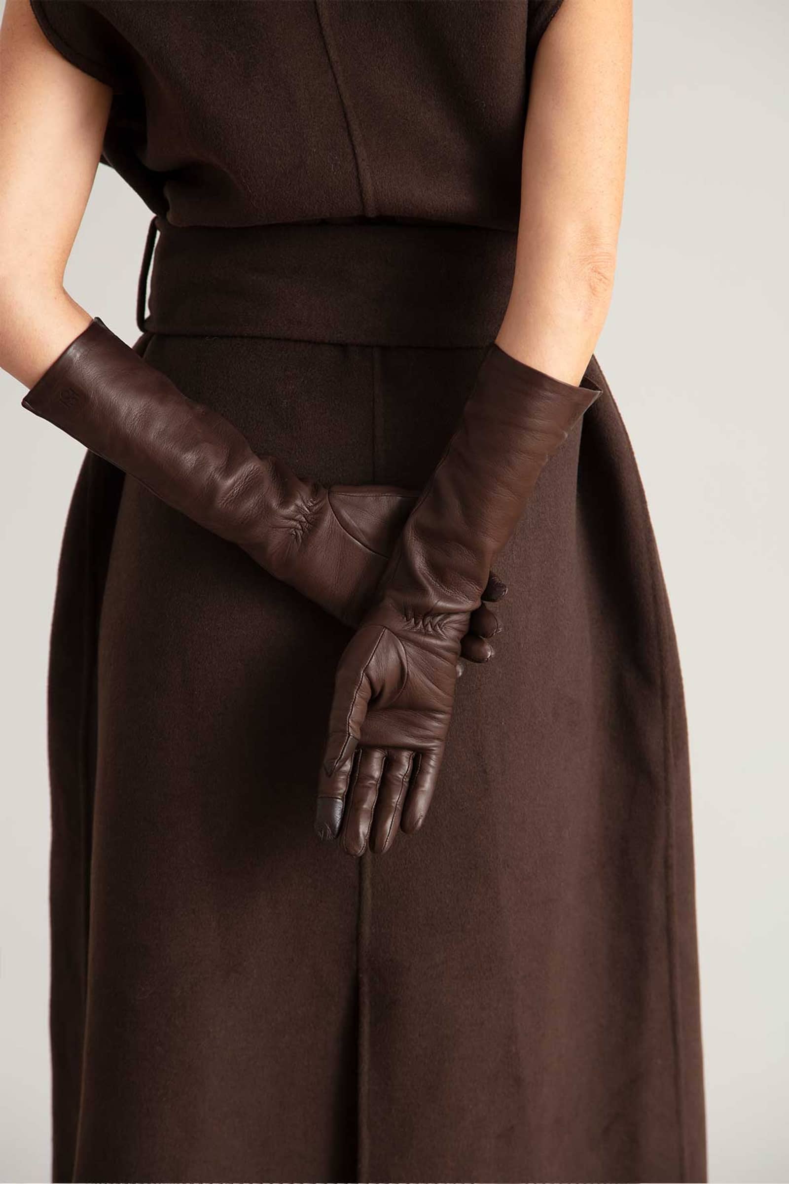 Essentials Long London Tan made by Handsome Stockholm