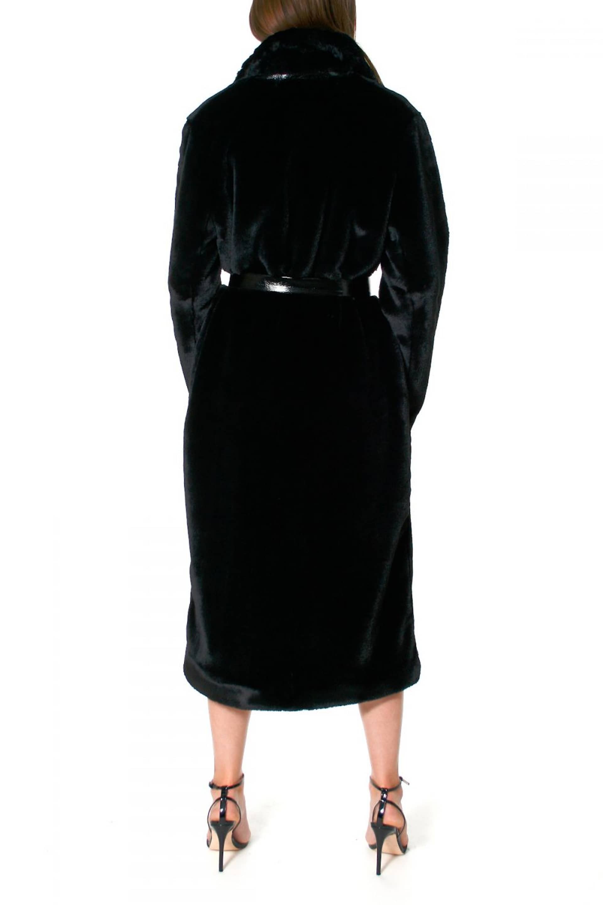 Fur Kylie Warm Black made by HALEWSKI