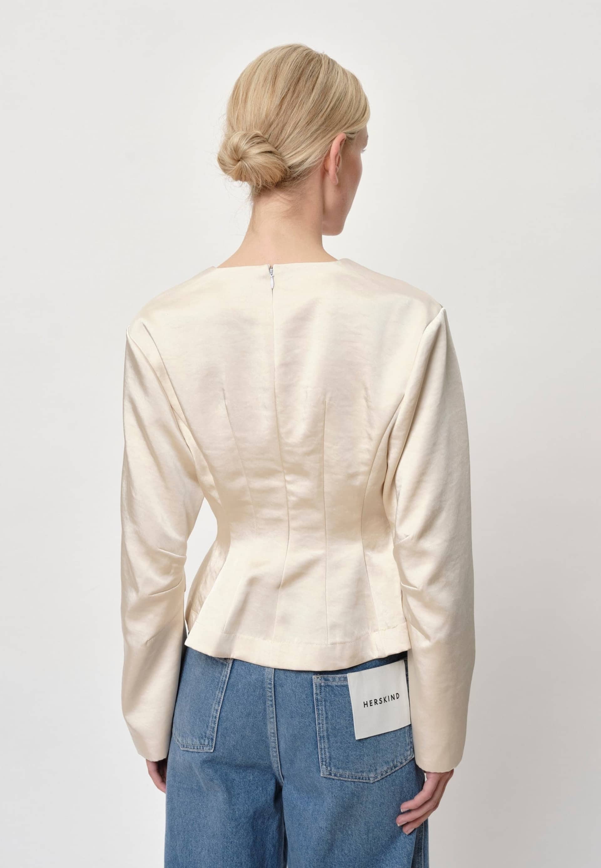 Yade Blouse - Creme made by HERSKIND