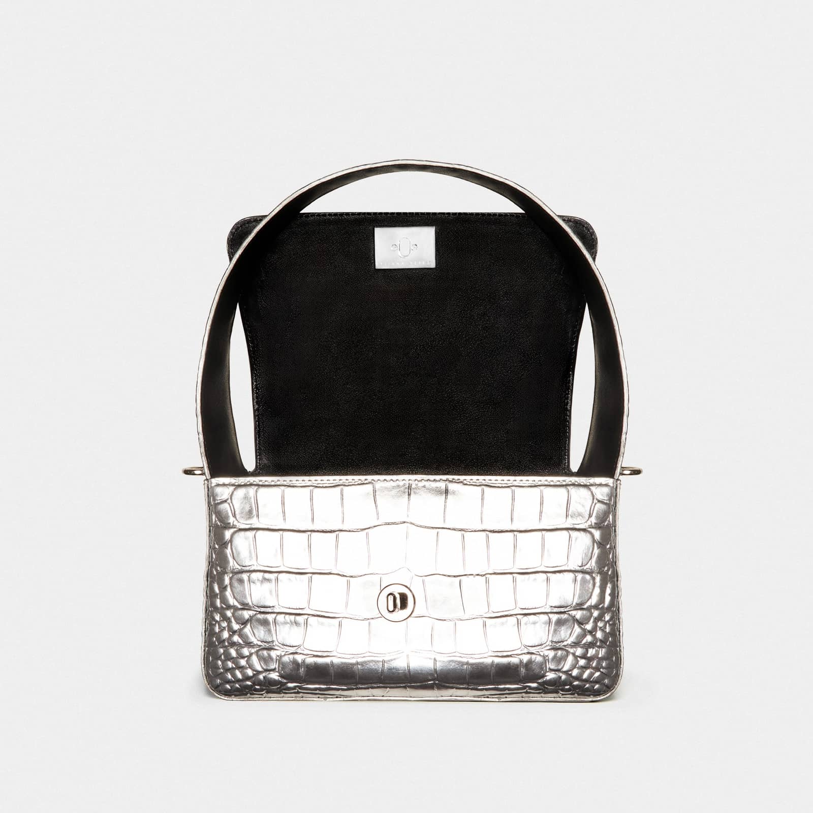 Lulu Silver Hobo made by YLIANA YEPEZ