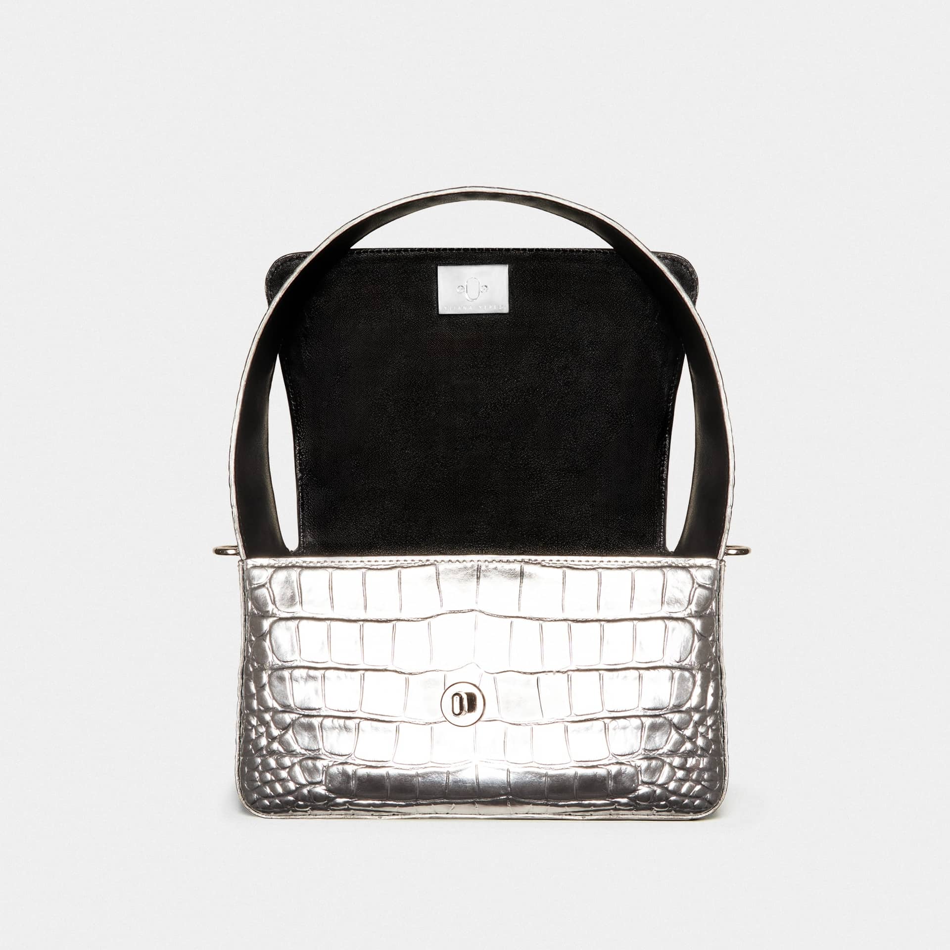 Lulu Silver Hobo made by YLIANA YEPEZ