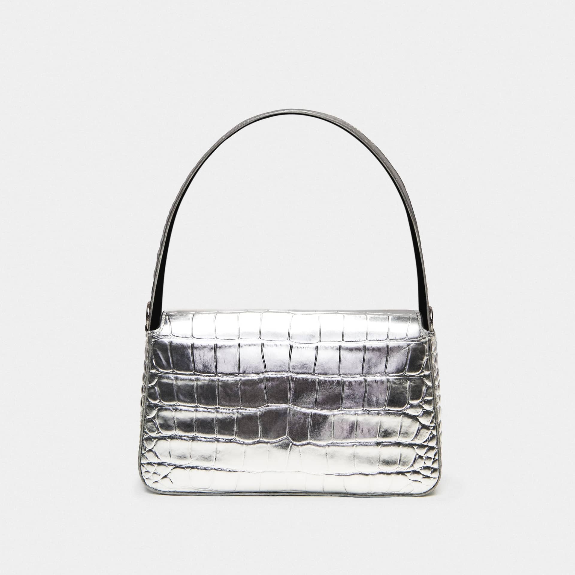 Lulu Silver Hobo made by YLIANA YEPEZ