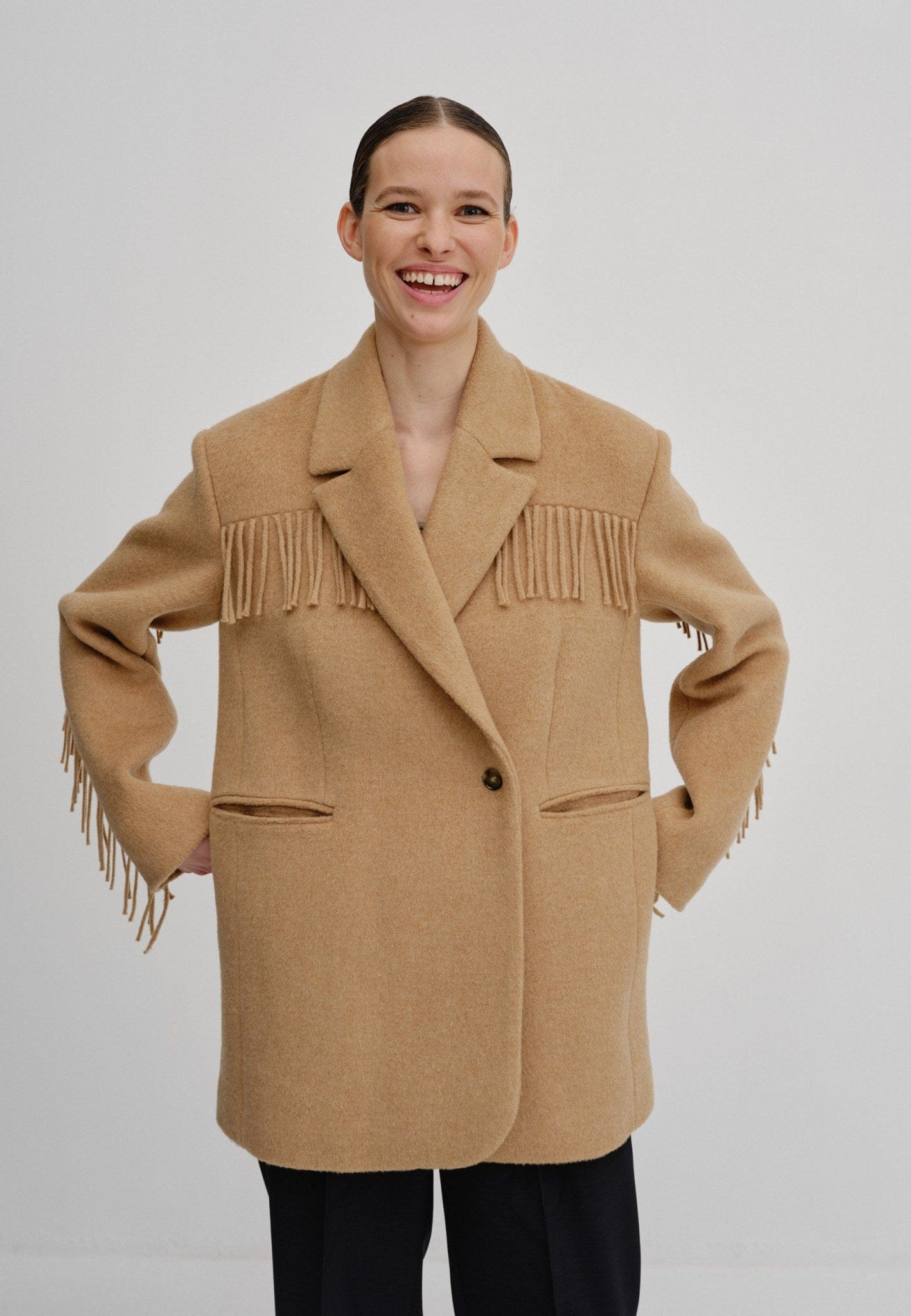 Alice Coat - Camel made by HERSKIND