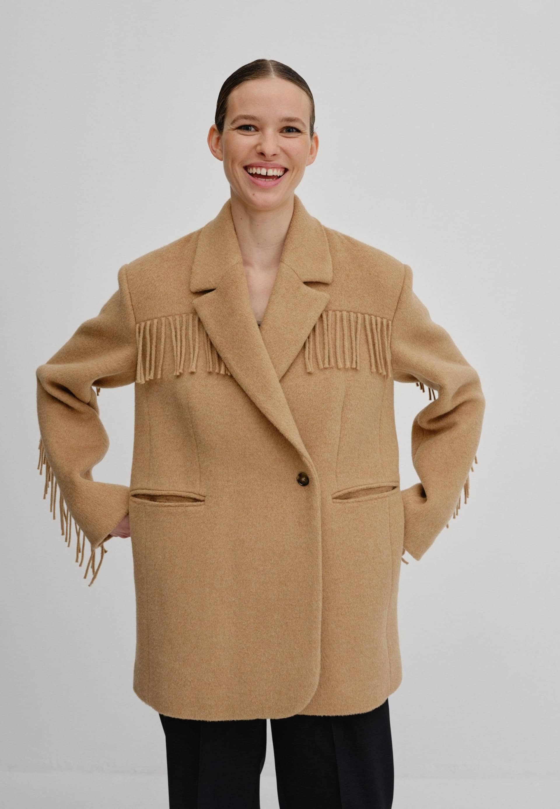 Alice Coat - Camel made by HERSKIND