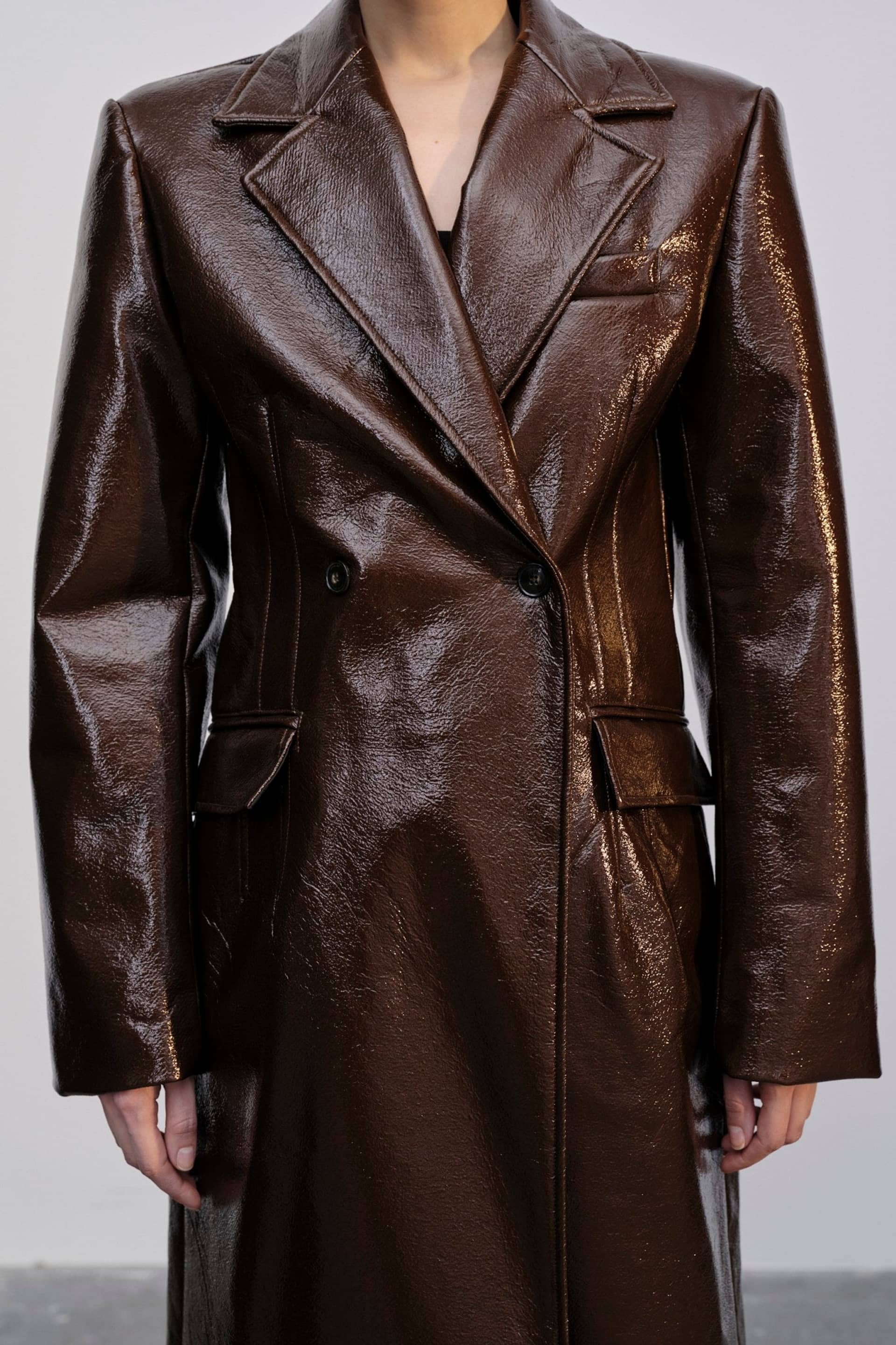 Ultra Coat - Chestnut made by HERSKIND