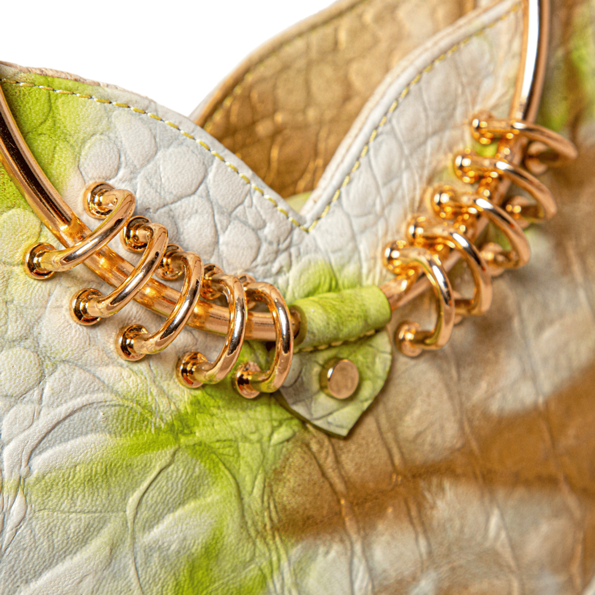 Jari'aa - Pistachio - Metal Top Handle Bag made by ALIEL