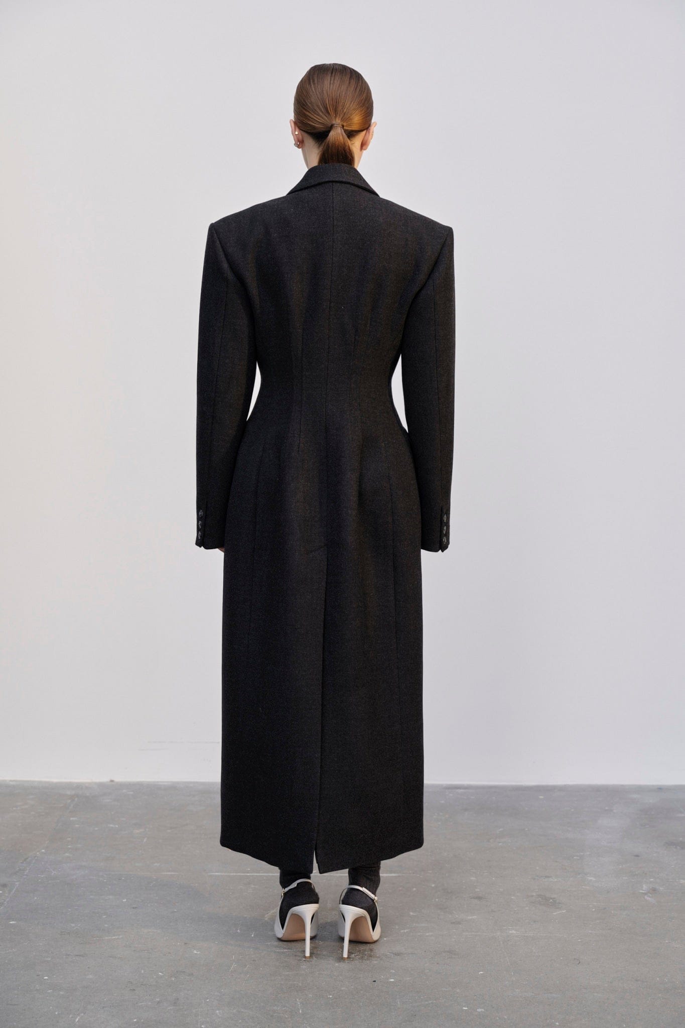 Ultra De Lux Coat - Dark Grey made by HERSKIND