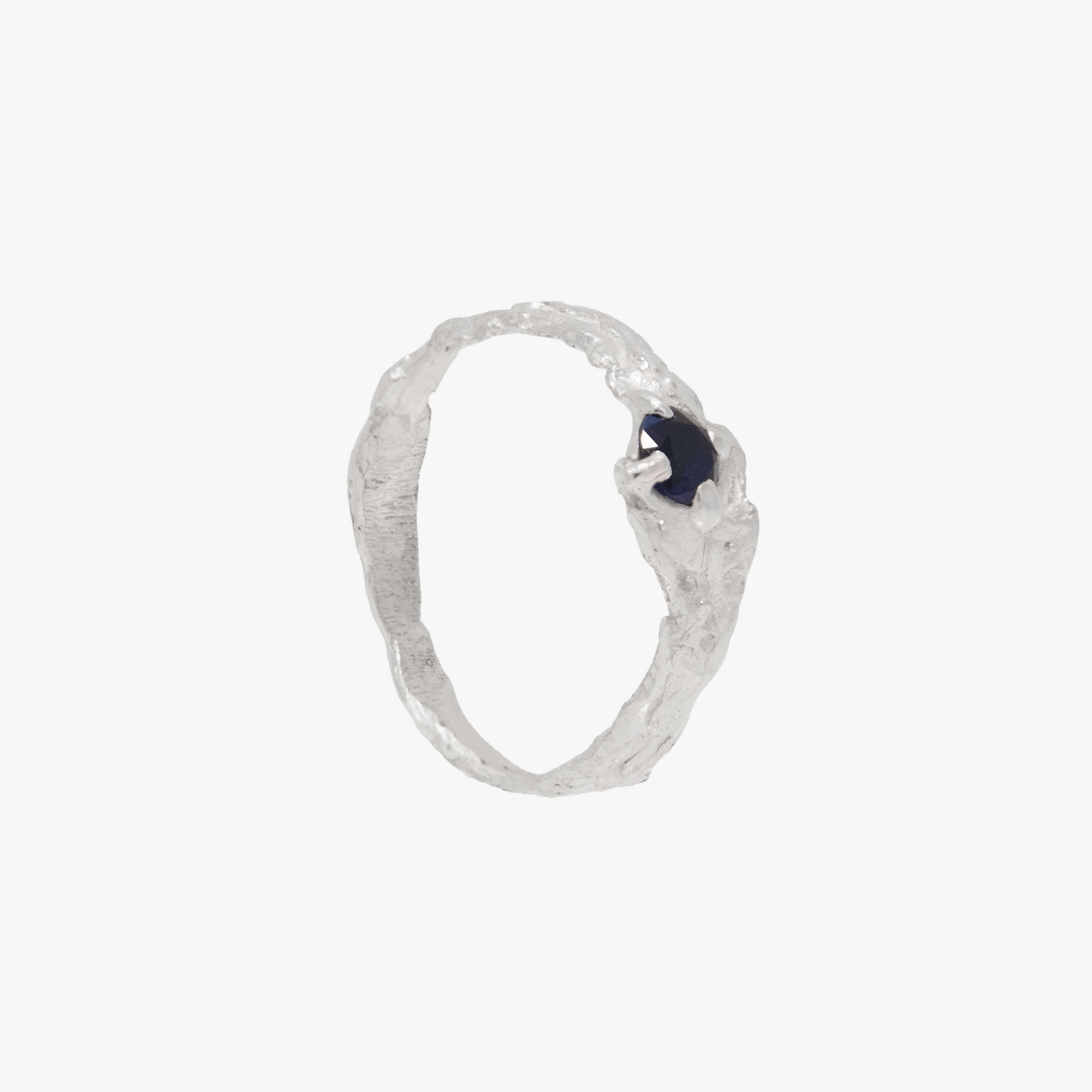 Ati Sapphire Argenti Ring made by Loveness Lee