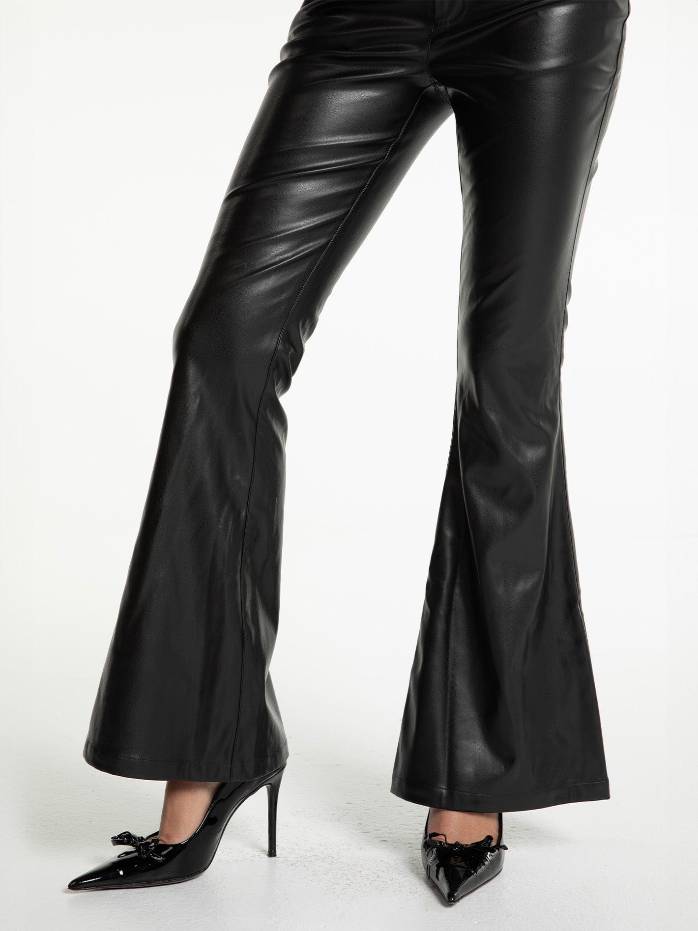 Vera Pants made by Nana Jacqueline