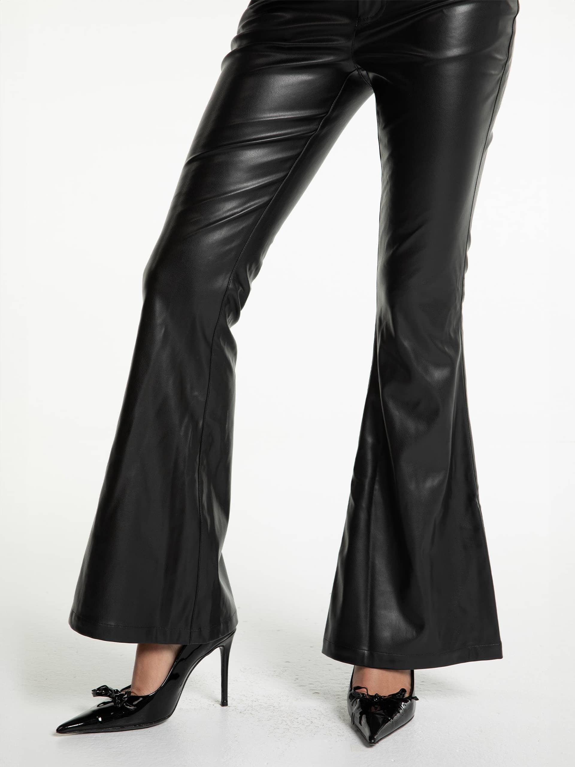 Vera Pants made by Nana Jacqueline