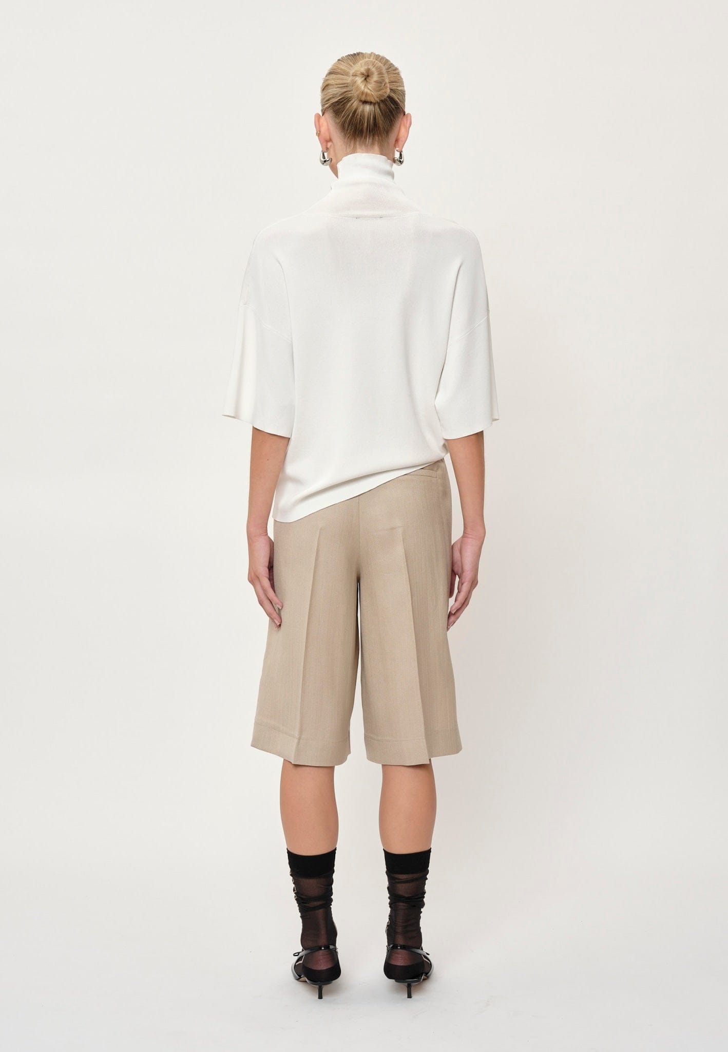 Brittany Knit T-shirt - Off White made by HERSKIND