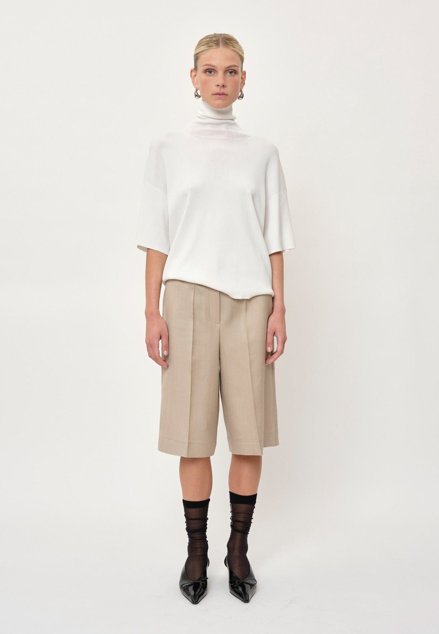 Brittany Knit T-shirt - Off White made by HERSKIND