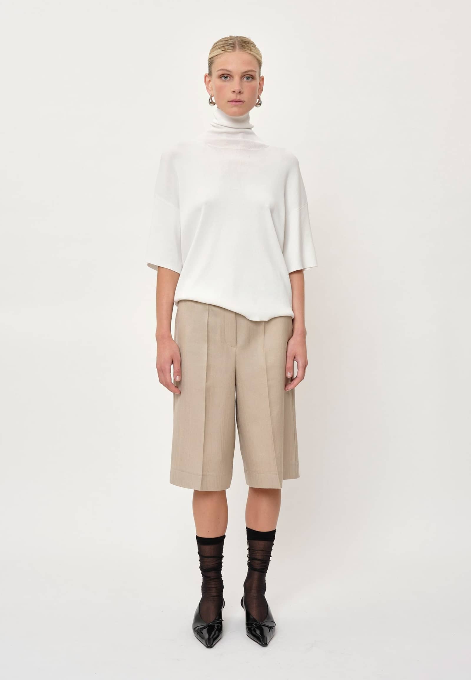 Brittany Knit T-shirt - Off White made by HERSKIND