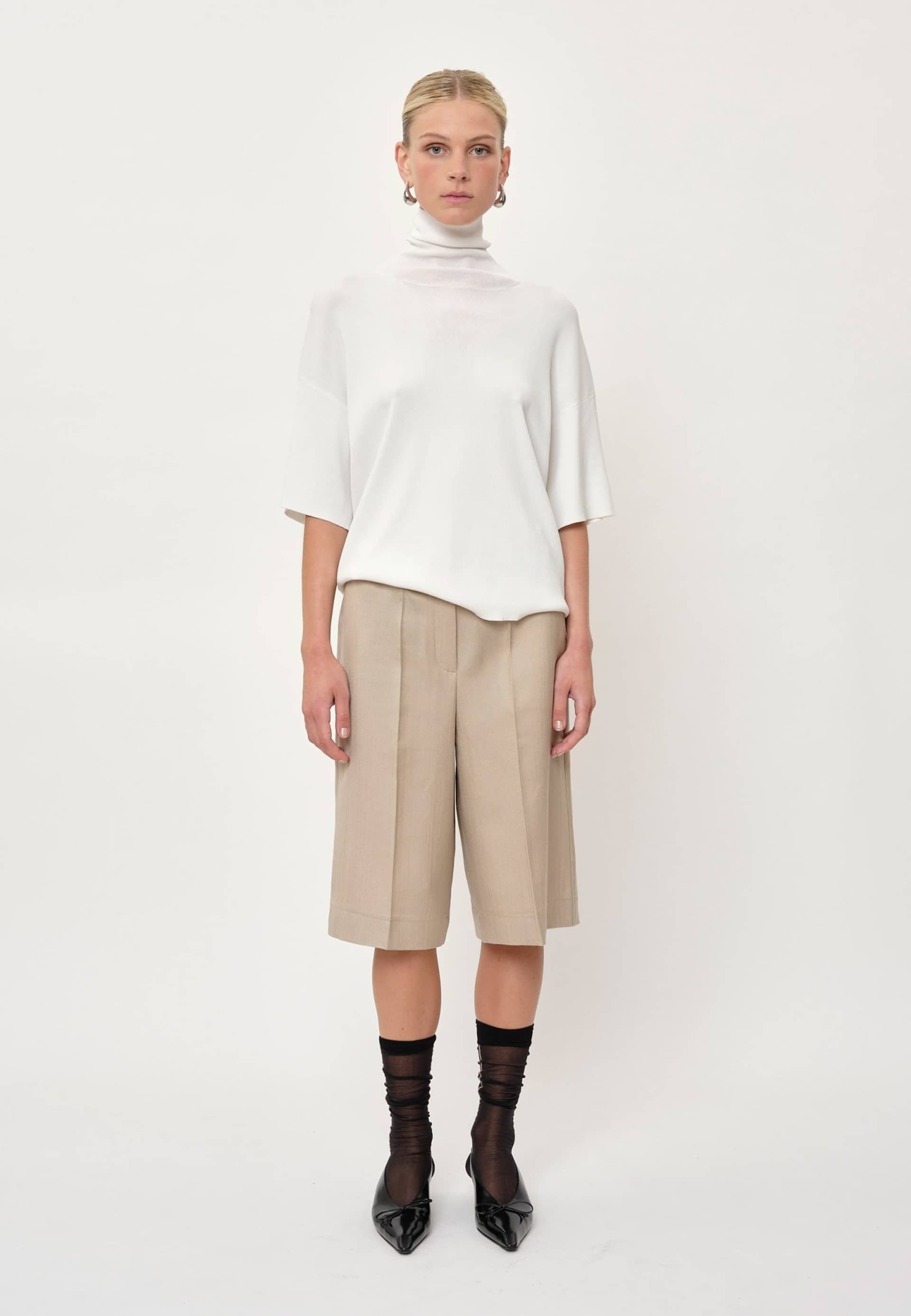 Brittany Knit T-shirt - Off White made by HERSKIND