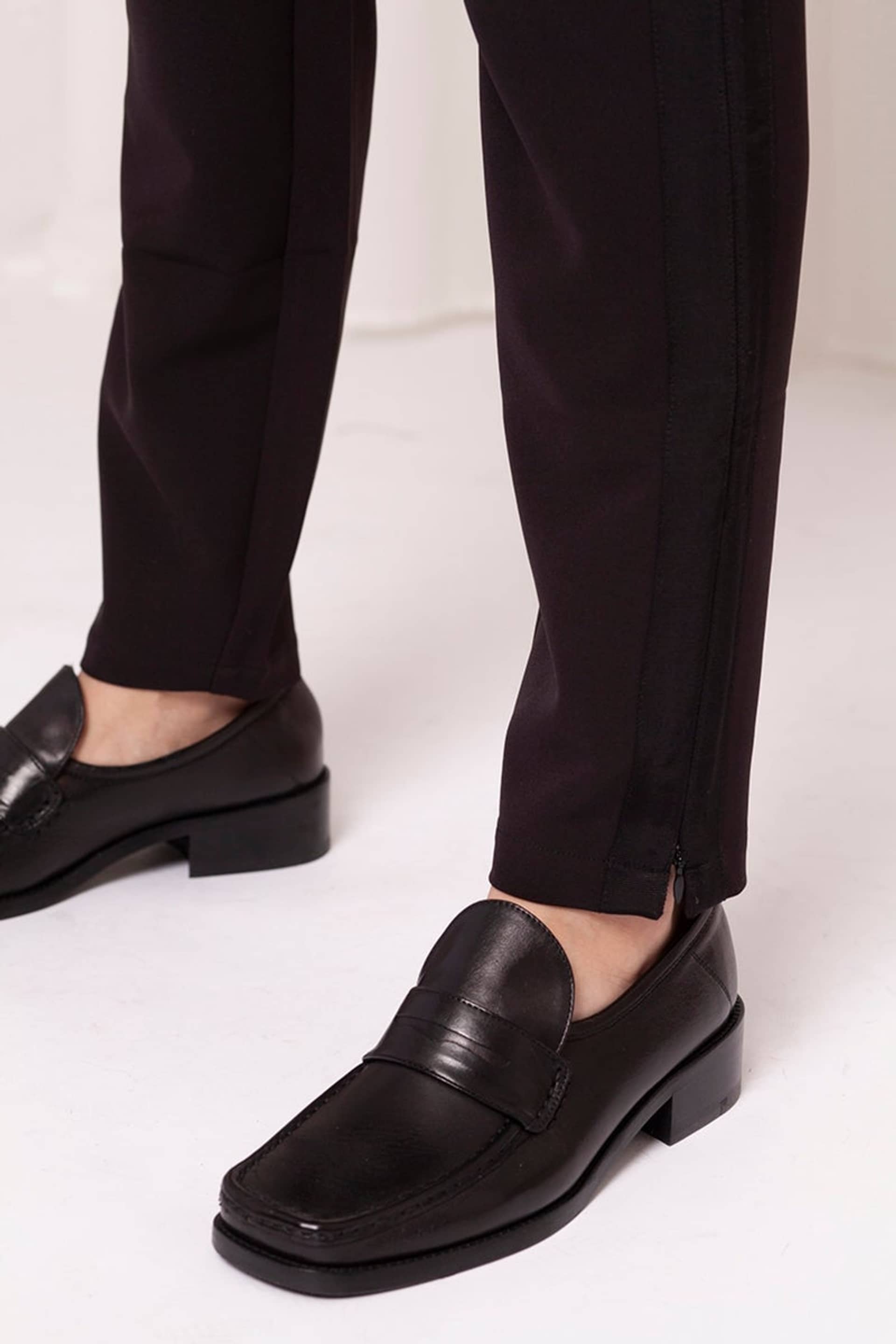 Mercer Pants - Black made by HERSKIND