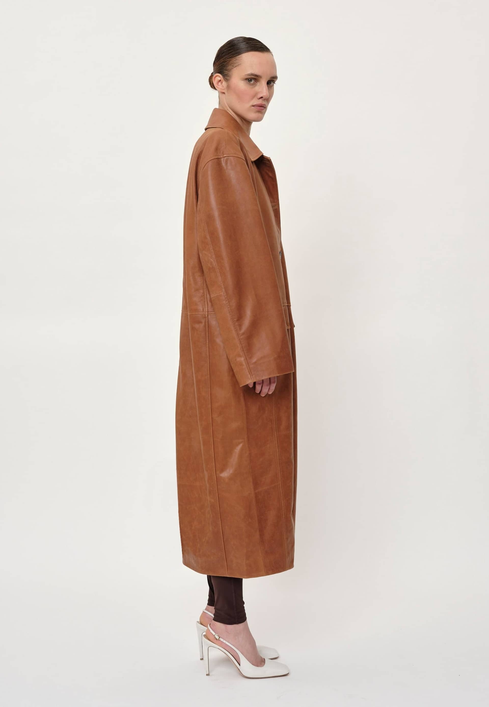 Halston Leather Coat - Cognac made by HERSKIND