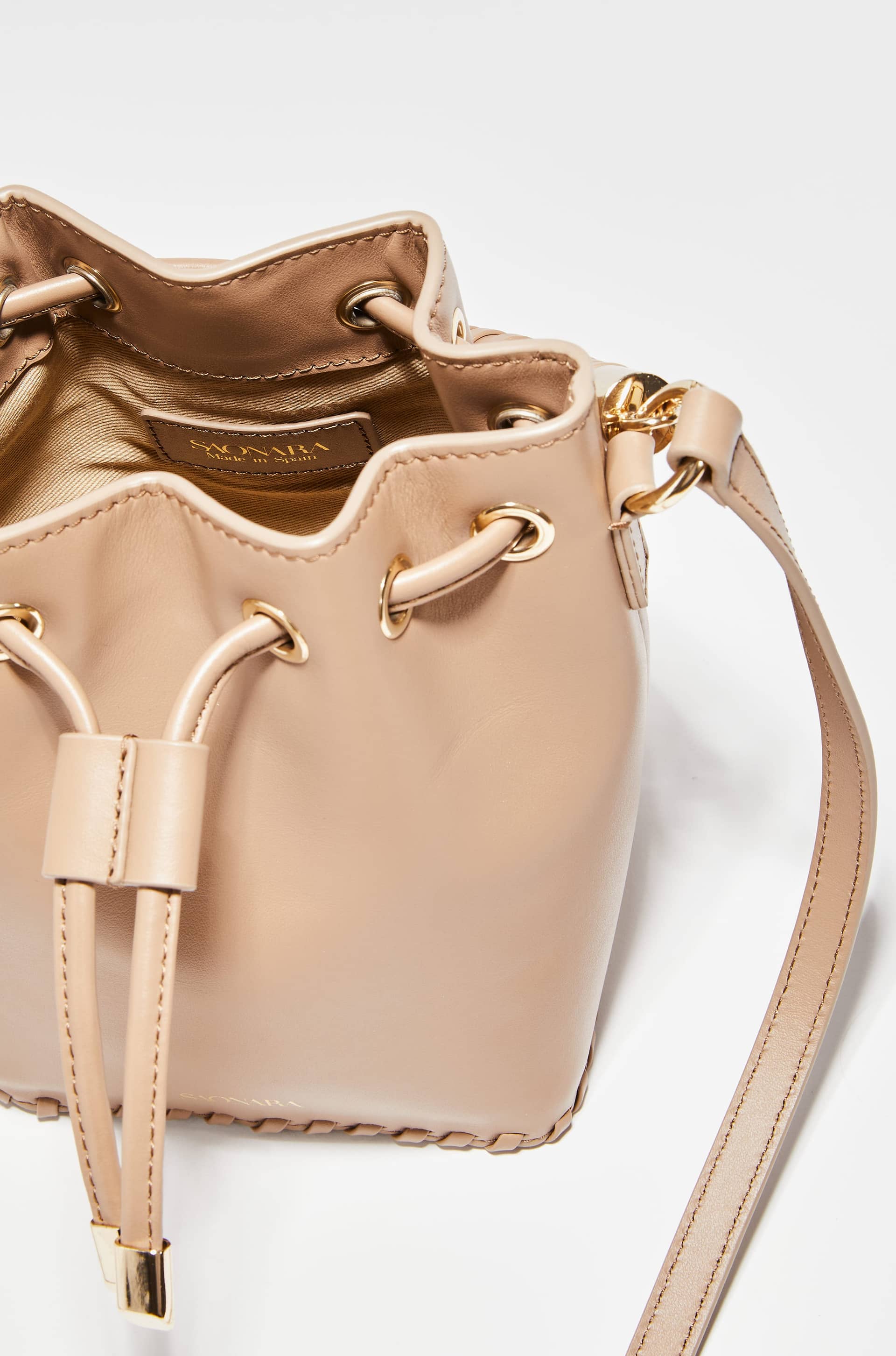 SAONARA MOCHA LEATHER BUCKET made by Saonara