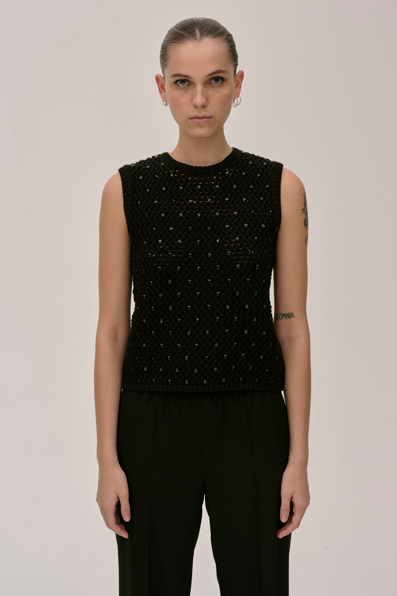 Sonny Knit Top - Black made by HERSKIND