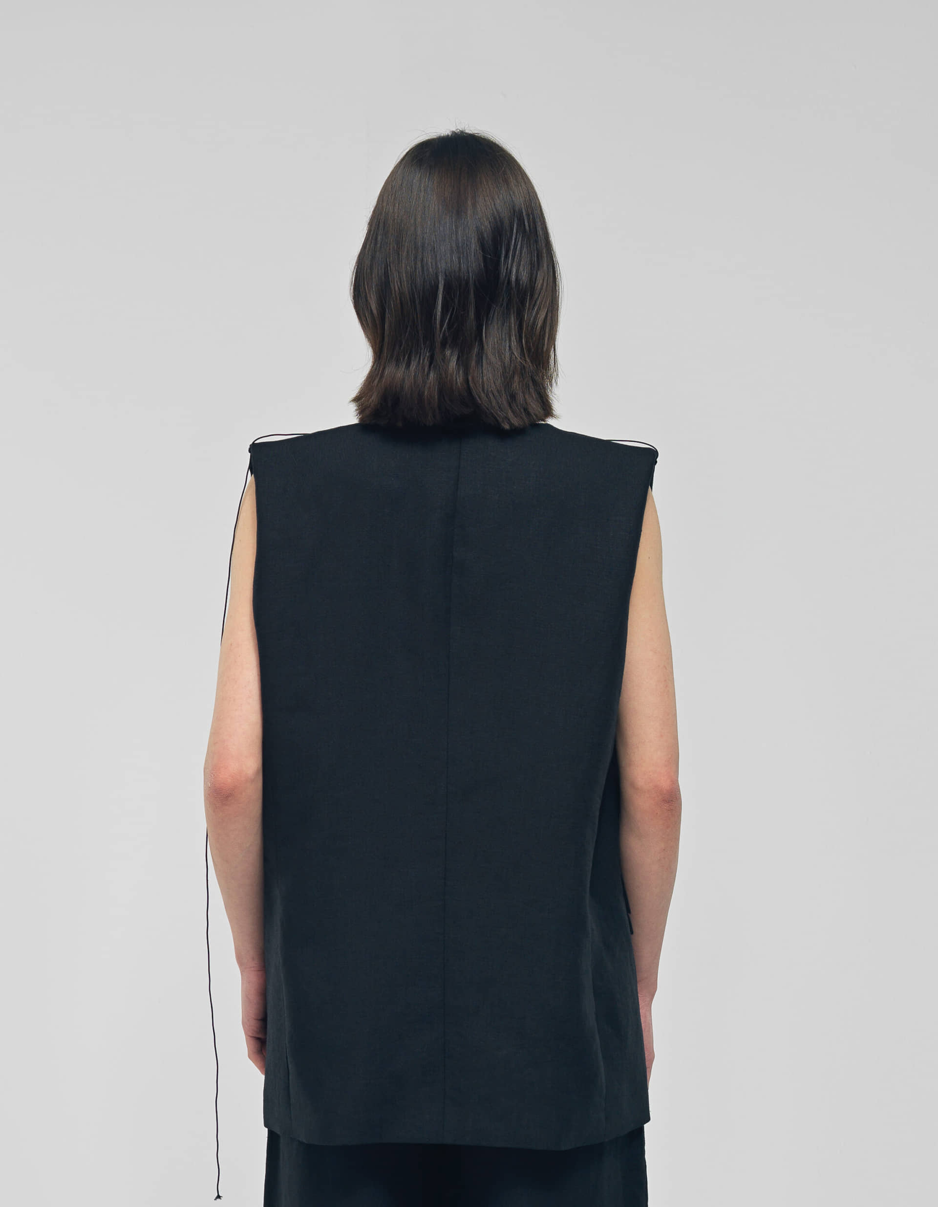 MEILANI Black Linen Vest made by MAET