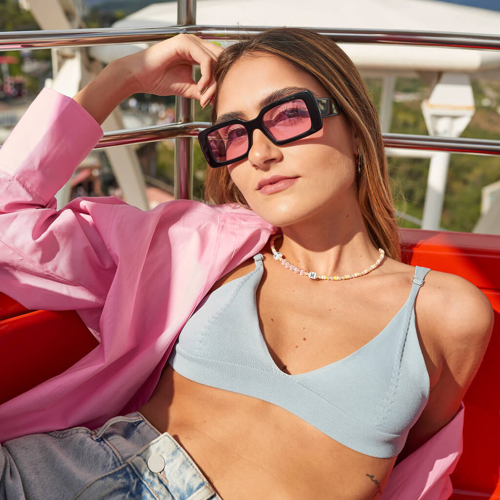 ALEXIS made by Ameos