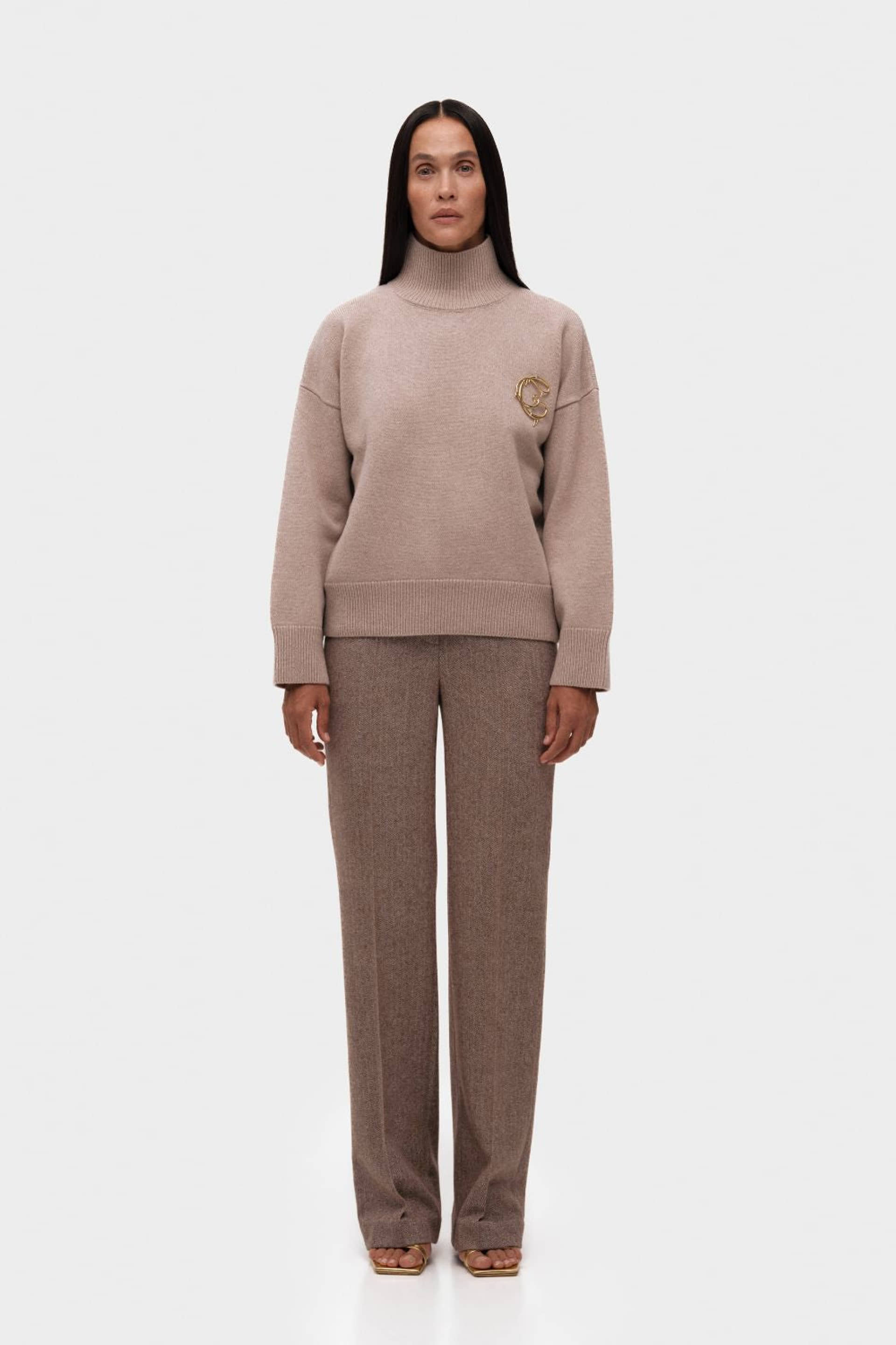 Pegged Trousers made by Gasanova