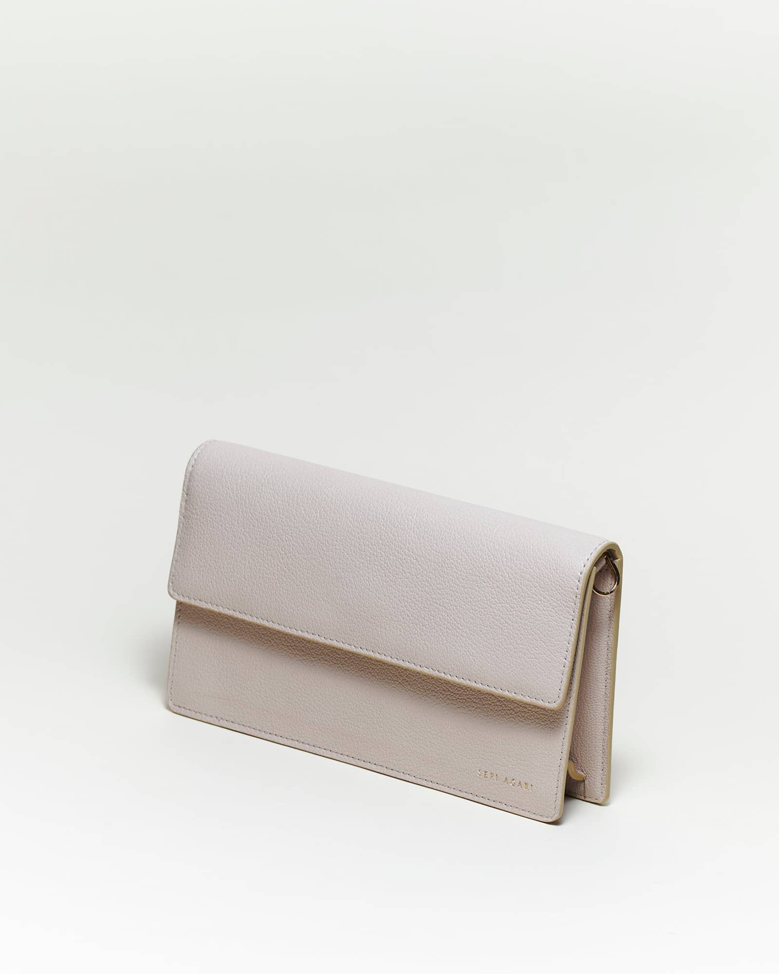 Harper in Ecru made by Sepi Agari