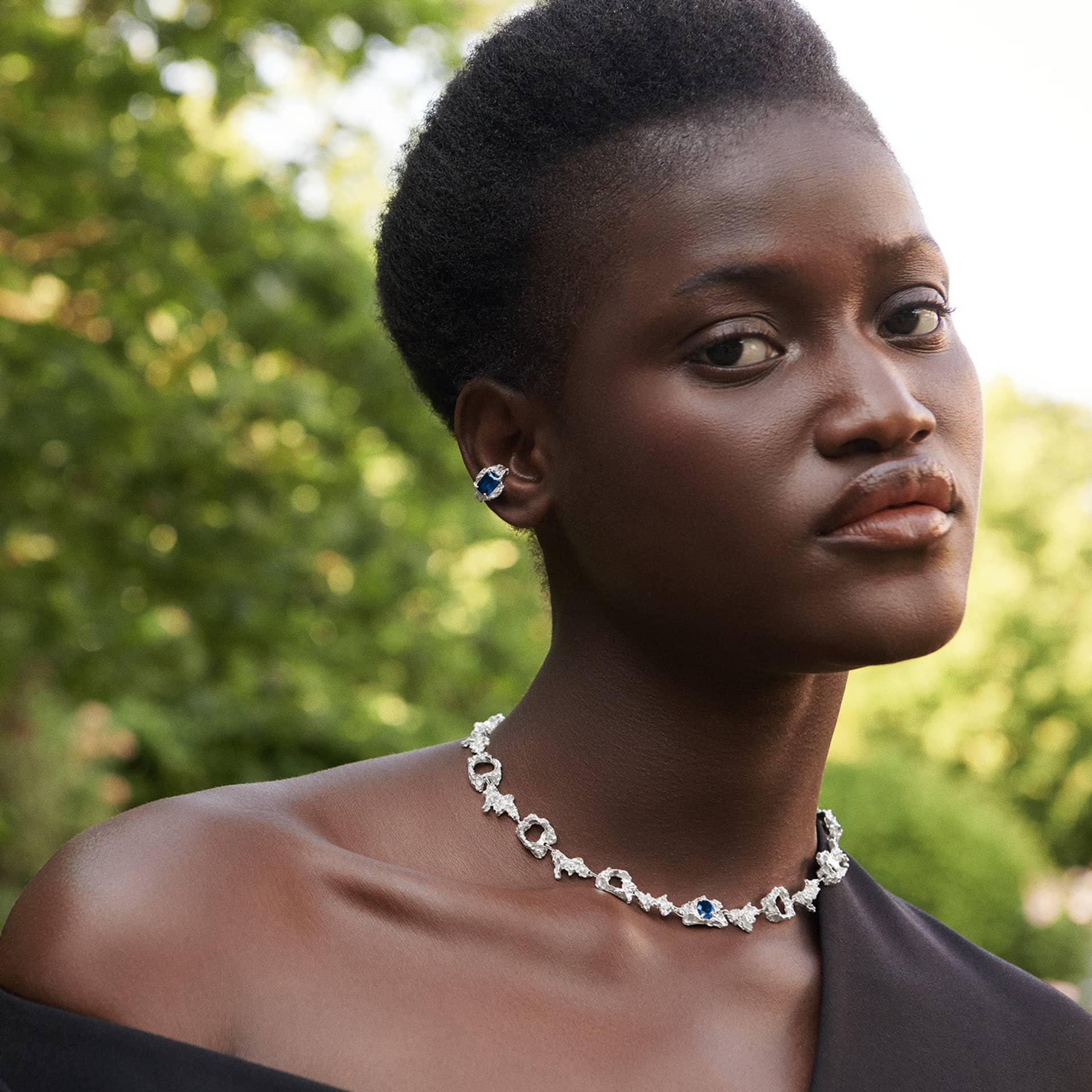 Eryngii Sapphire Argenti Necklace made by Loveness Lee